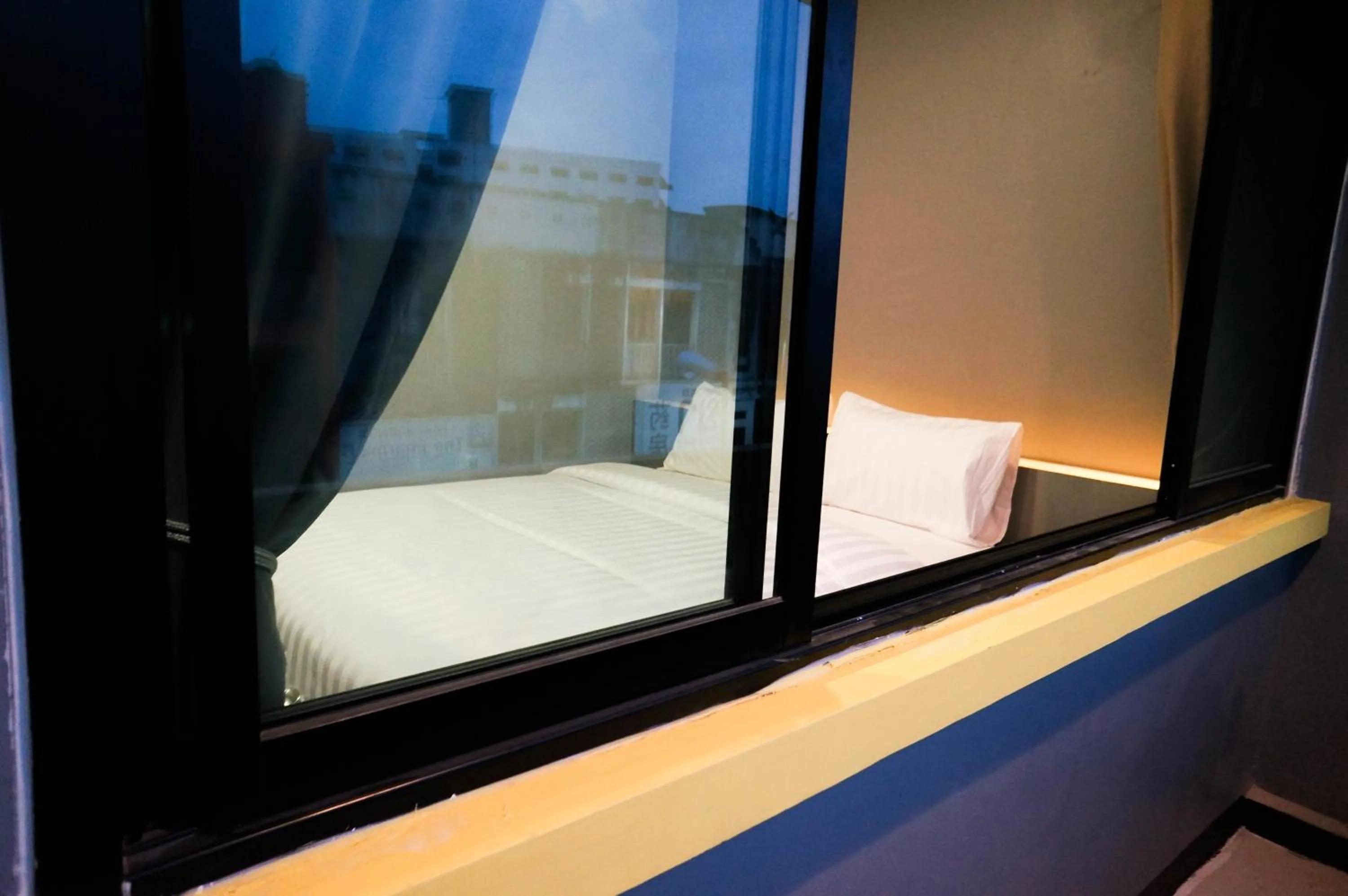 Bed in Lux Rooms Night Bazaar