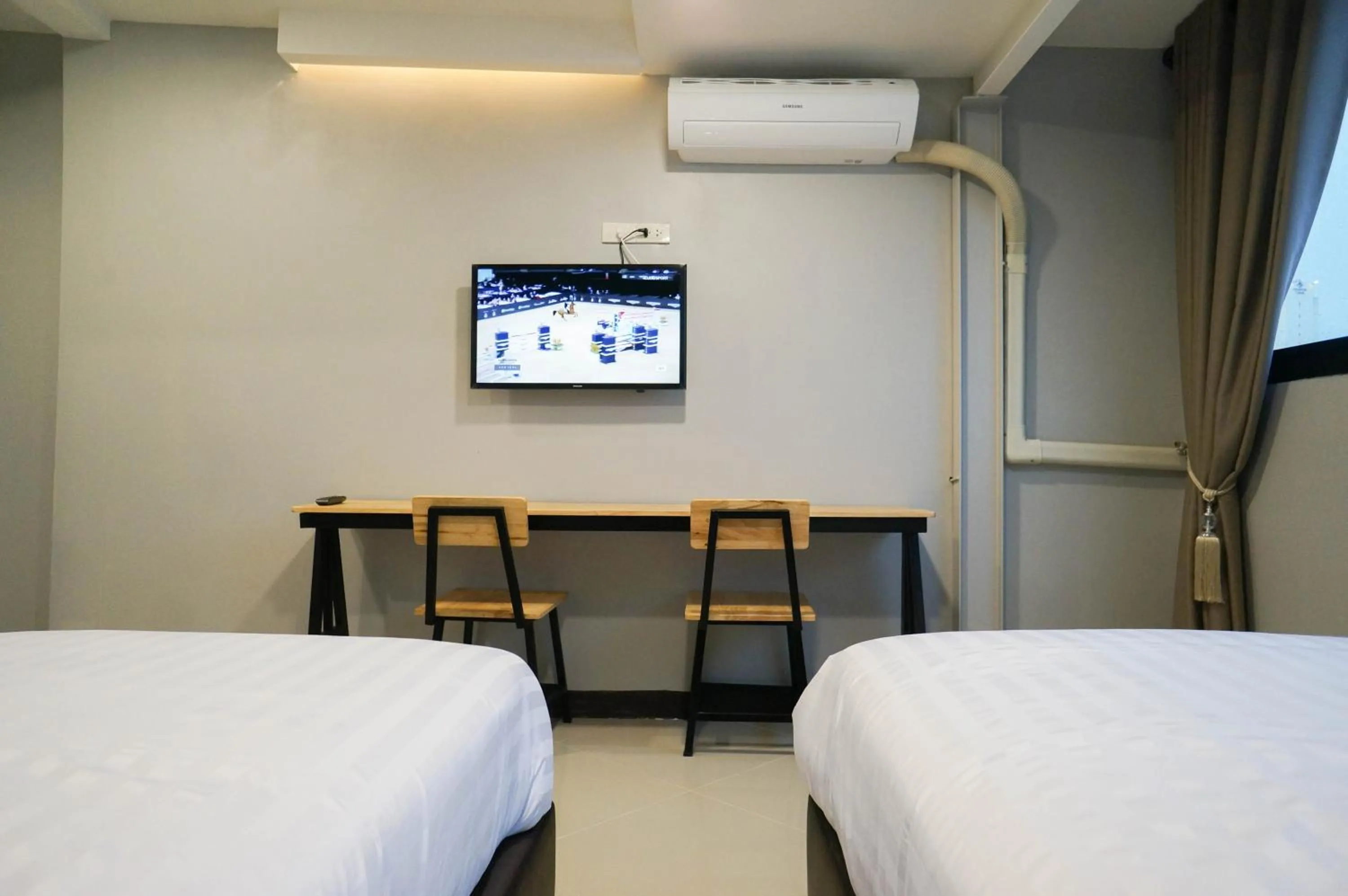 Bed in Lux Rooms Night Bazaar