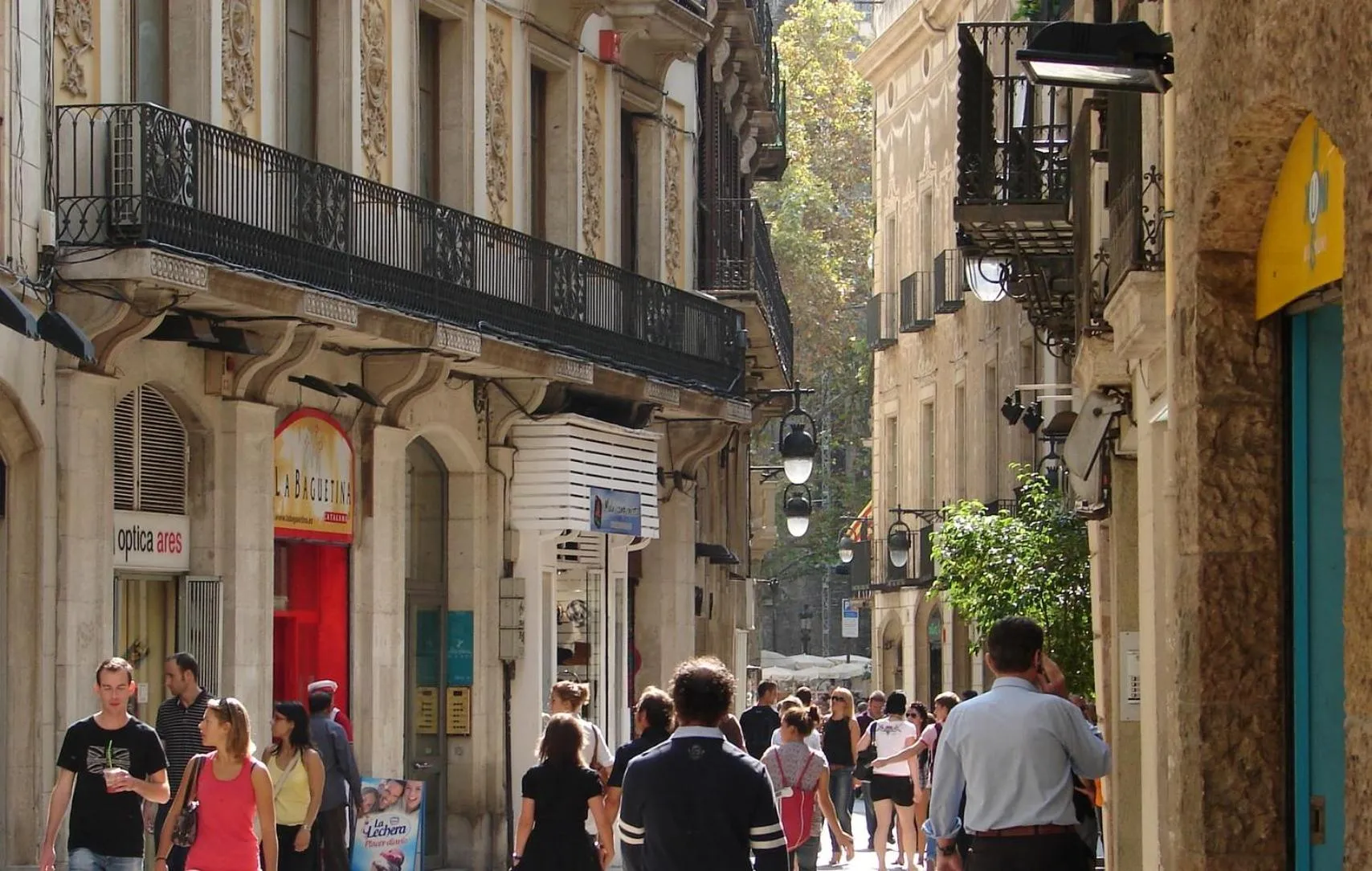 Nearby landmark in Hostal Fina