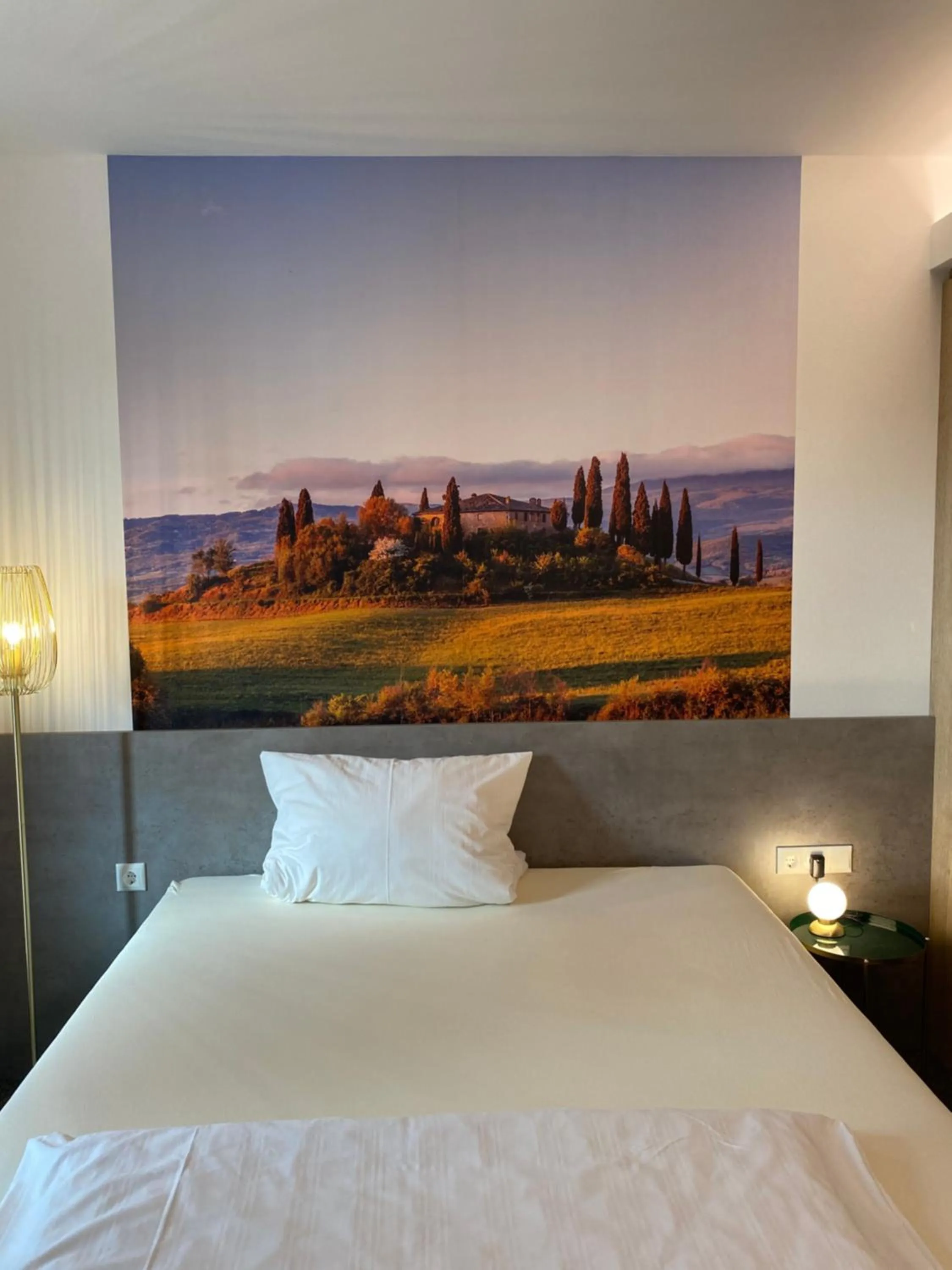 Bed in Hotel Villa Toskana