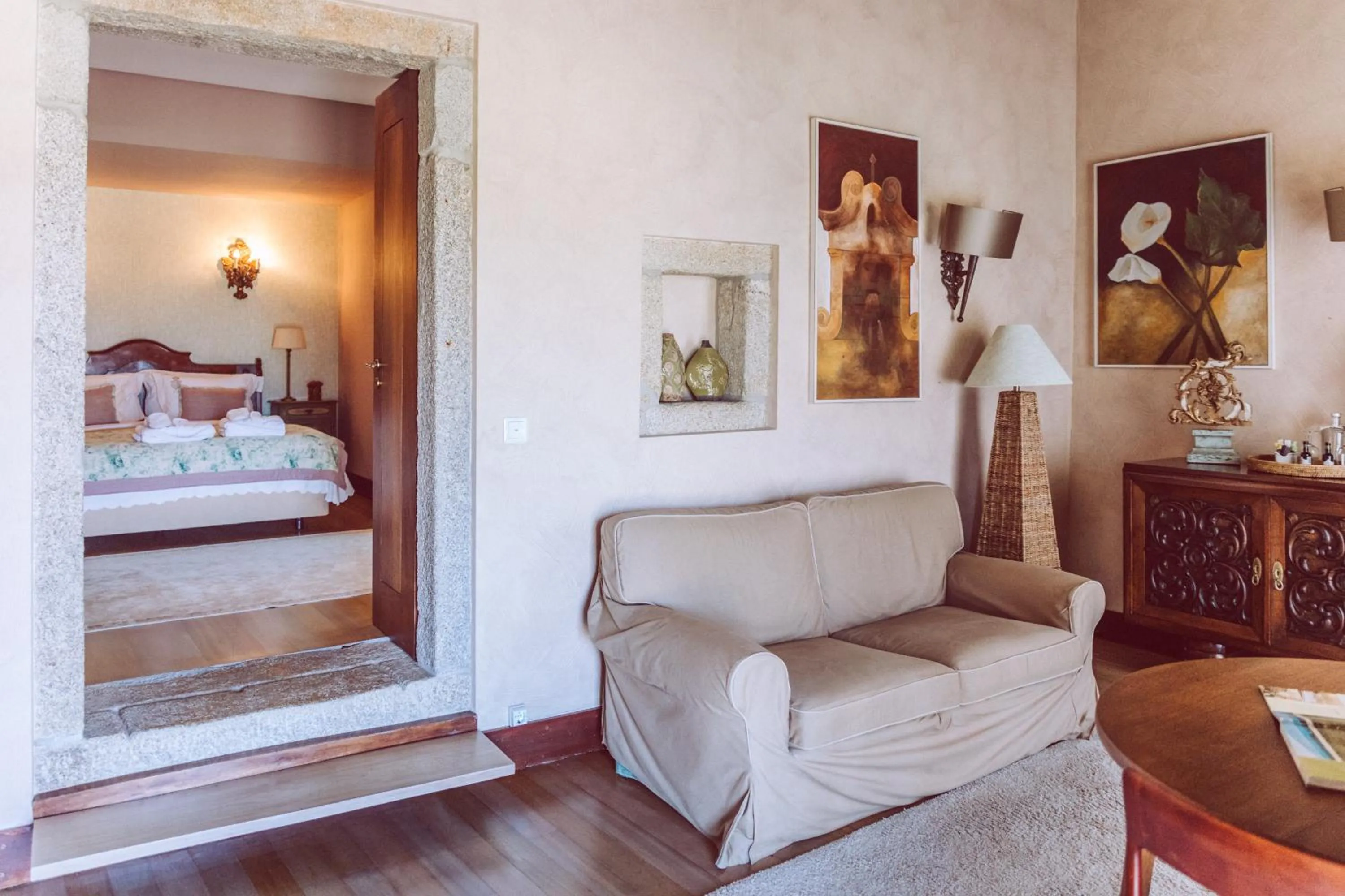 Living room, Bed in Quinta do Monteverde