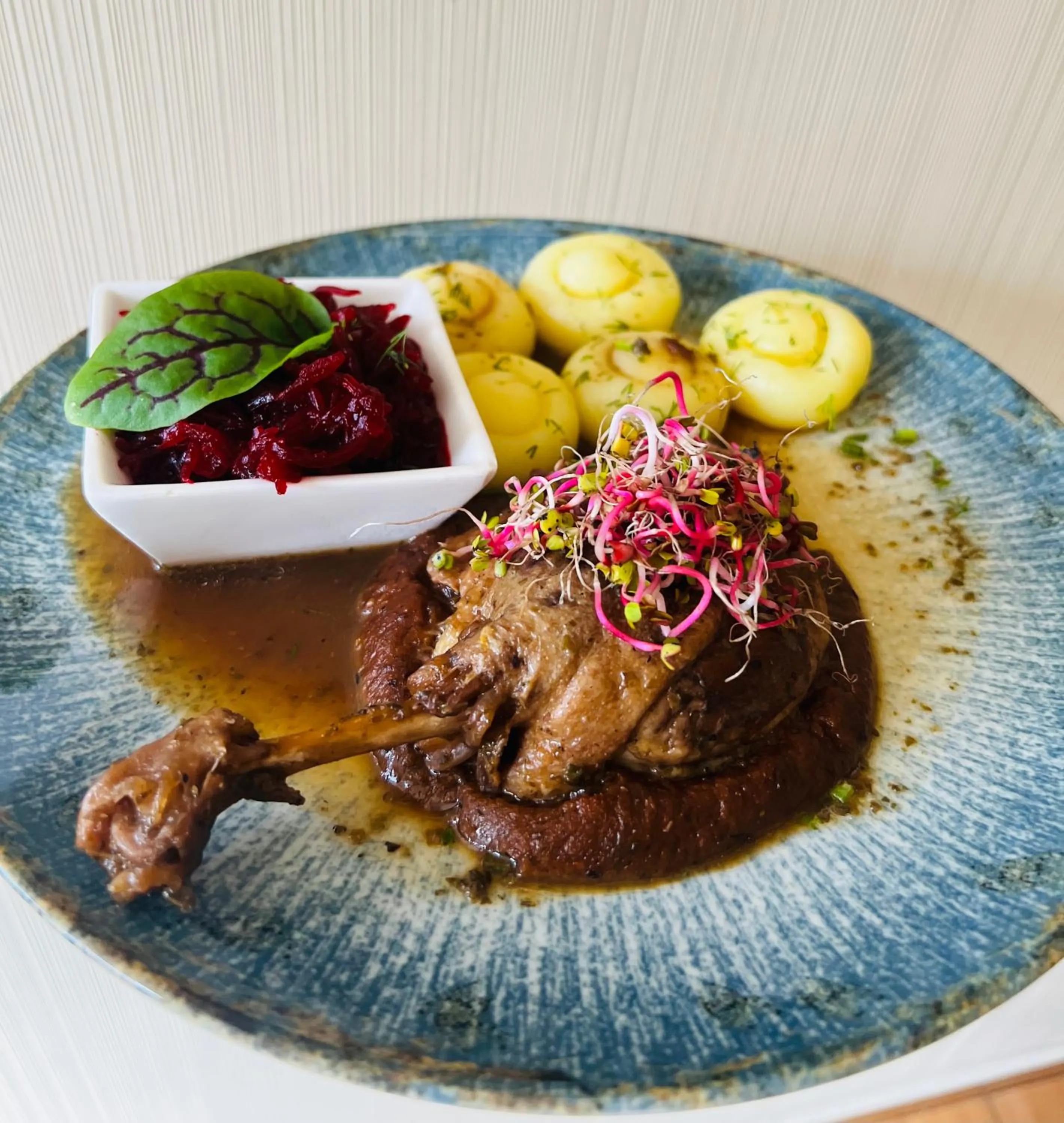 Restaurant/places to eat in Hotel Vabank