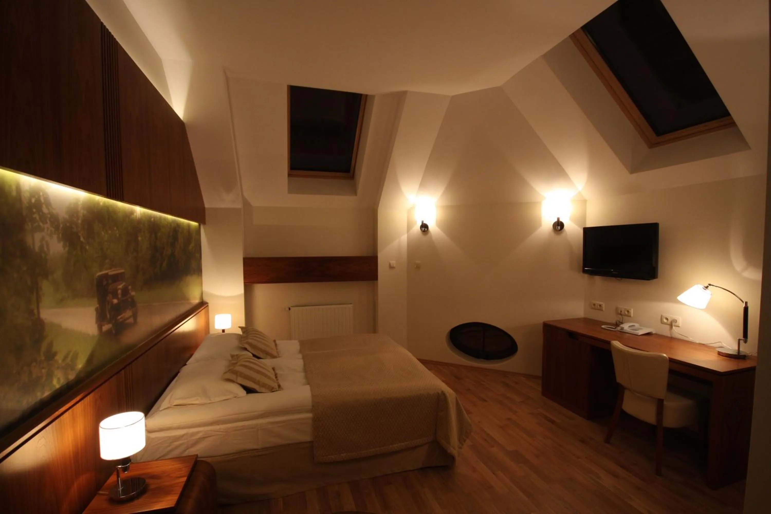 Photo of the whole room, Bed in Hotel Vabank