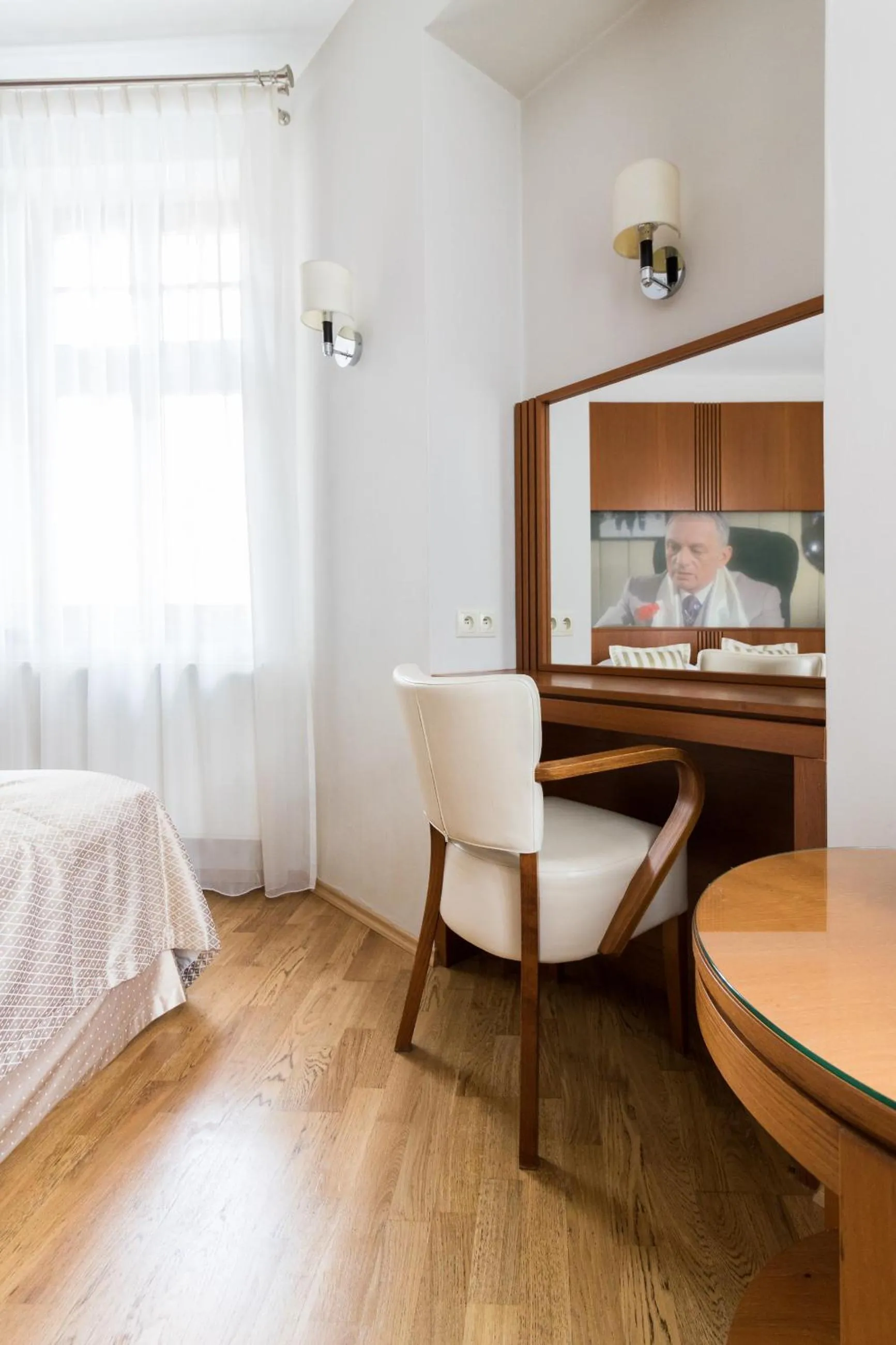 Photo of the whole room in Hotel Vabank