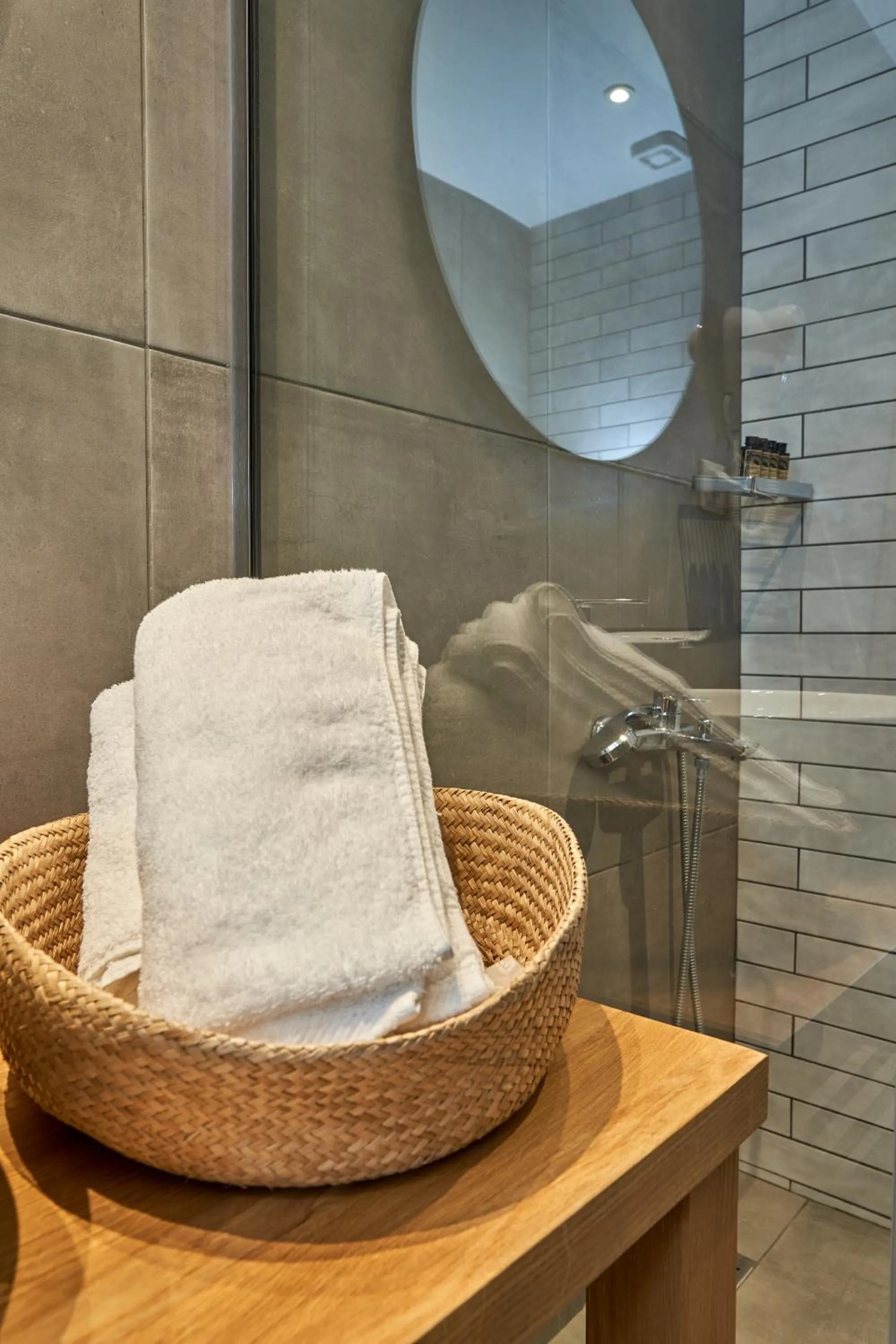 Bathroom in Mougre studios