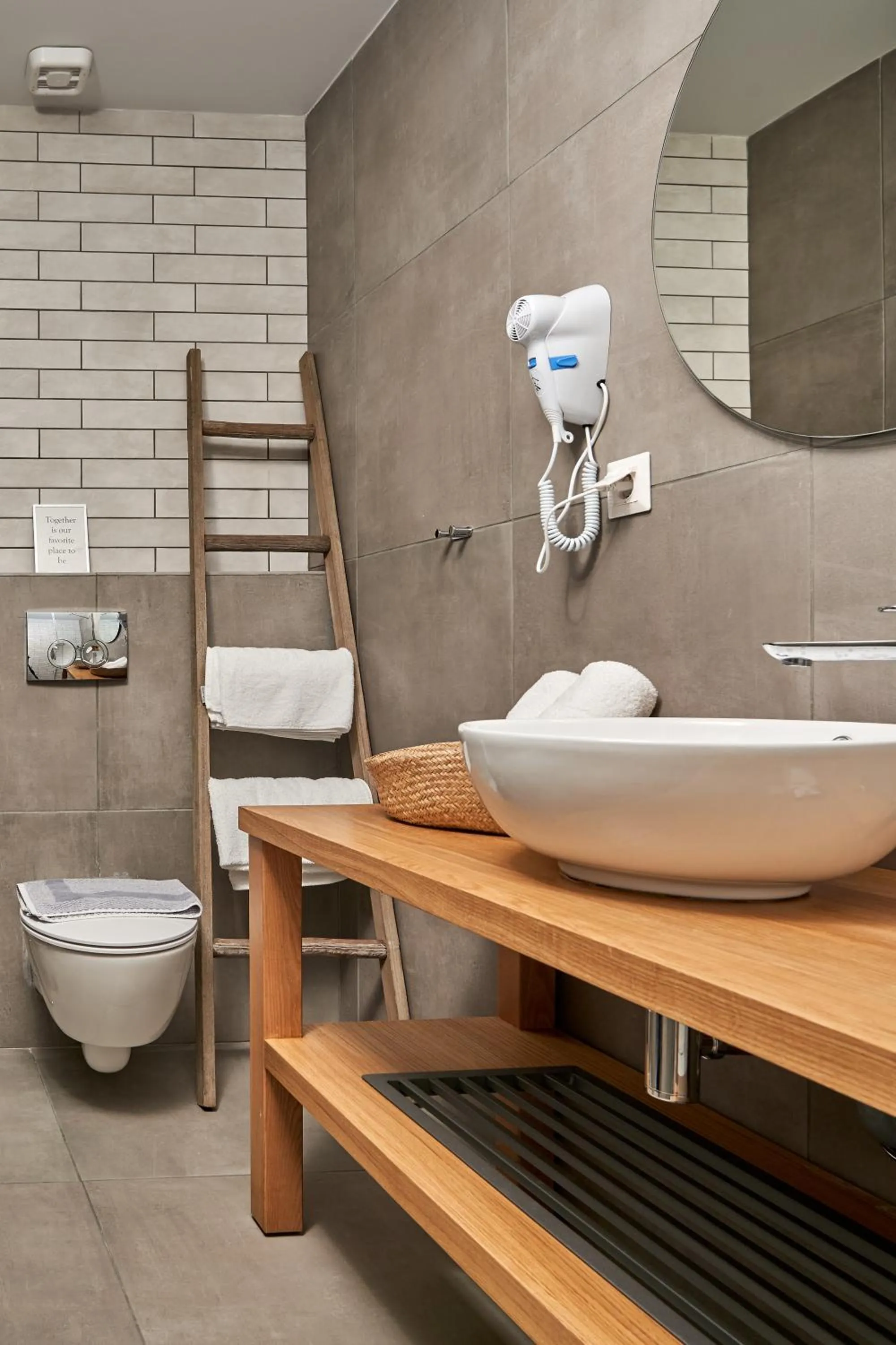 Toilet in Mougre studios