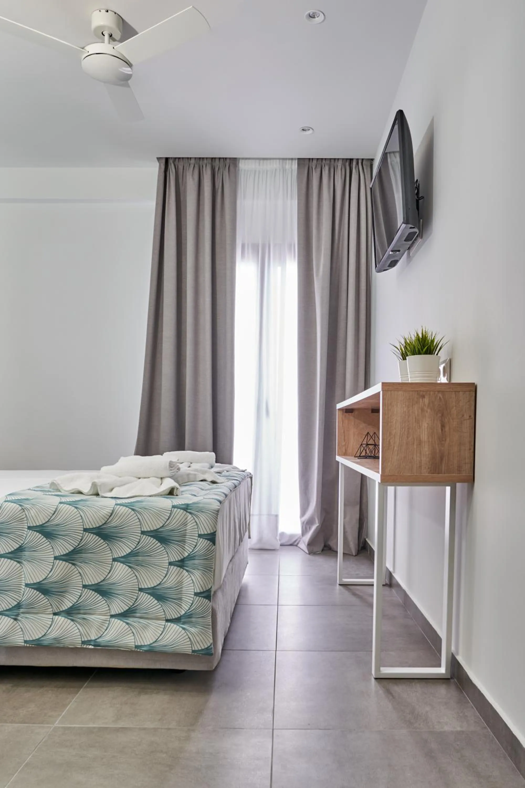 TV and multimedia, Bed in Mougre studios