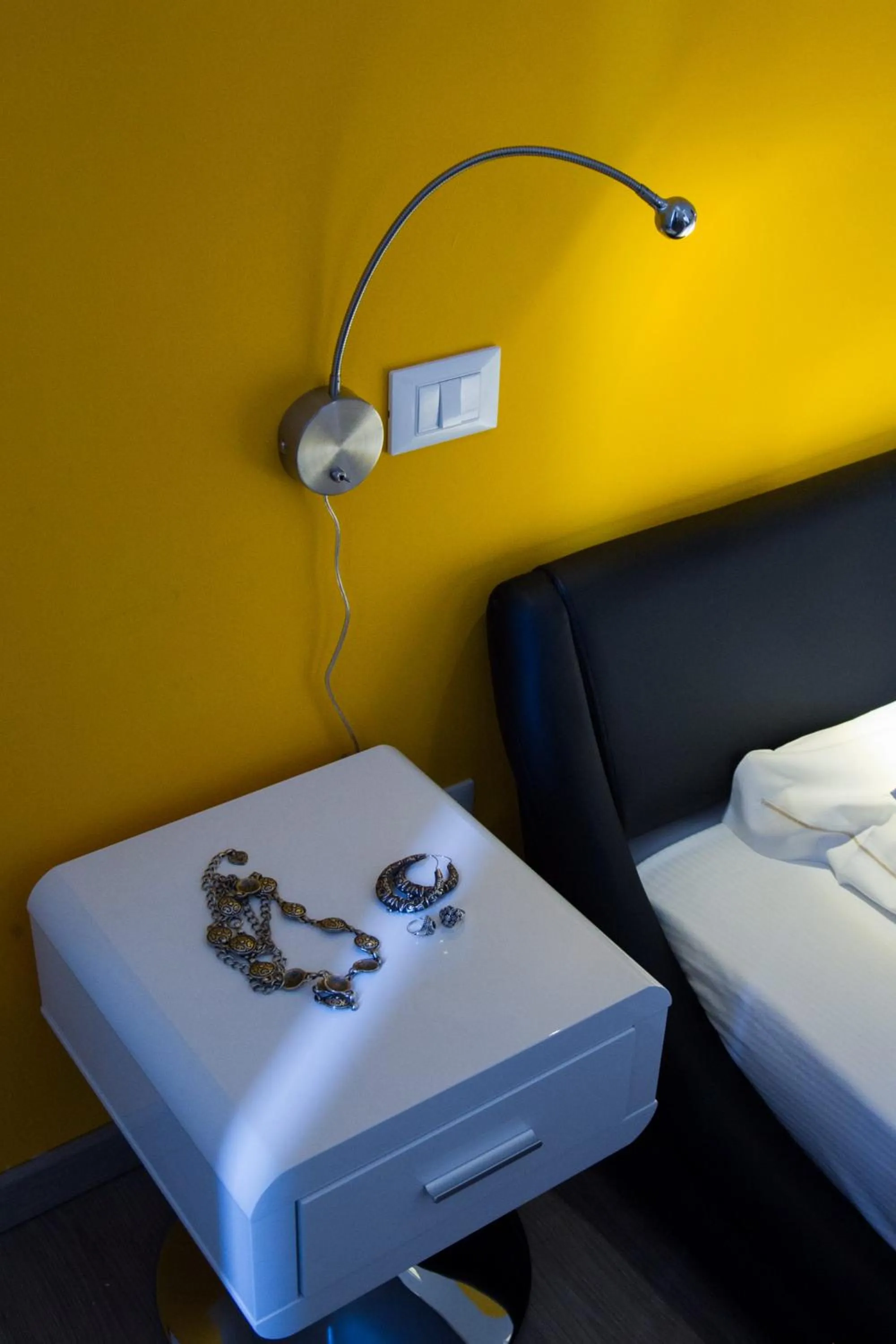 Bed in Palermo Gallery