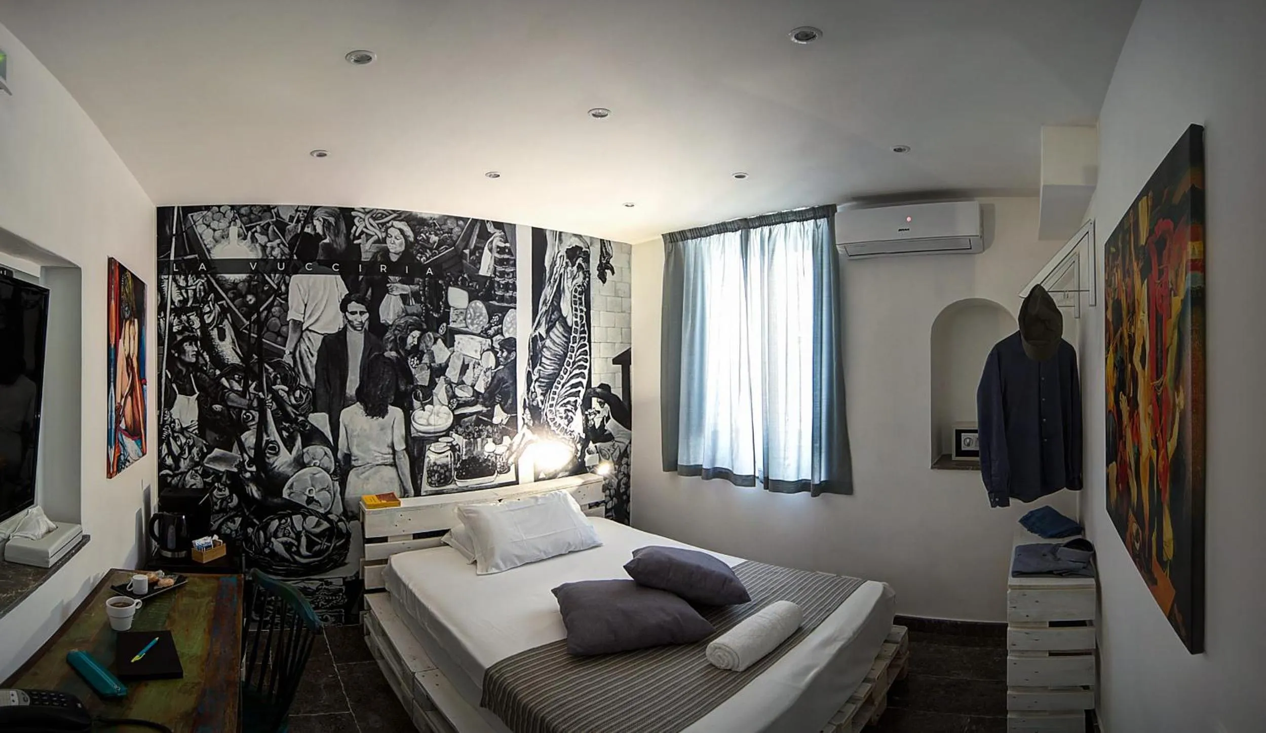 Bed in Palermo Gallery