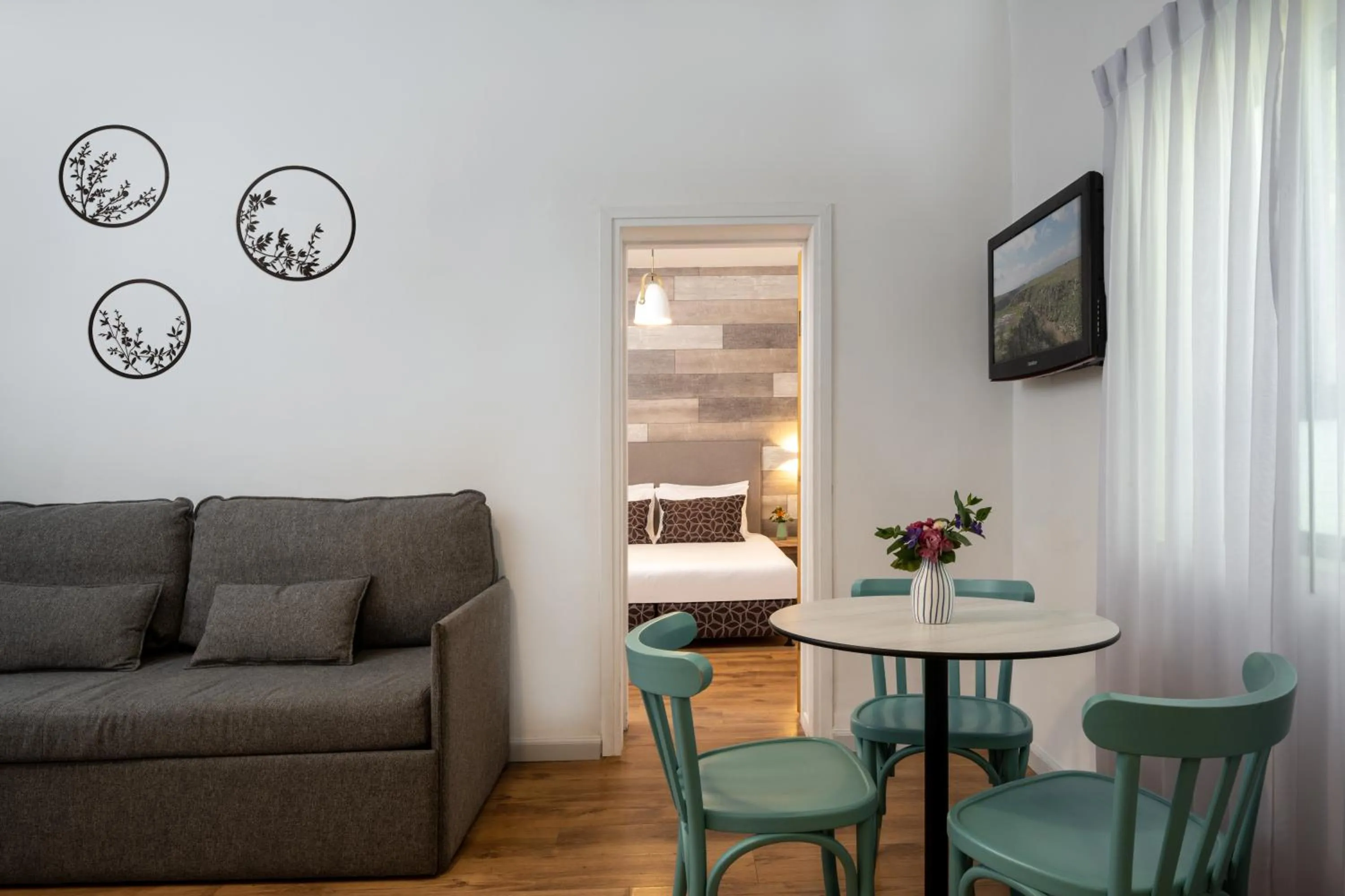 Living room in Kibbutz Malkiya Travel Hotel