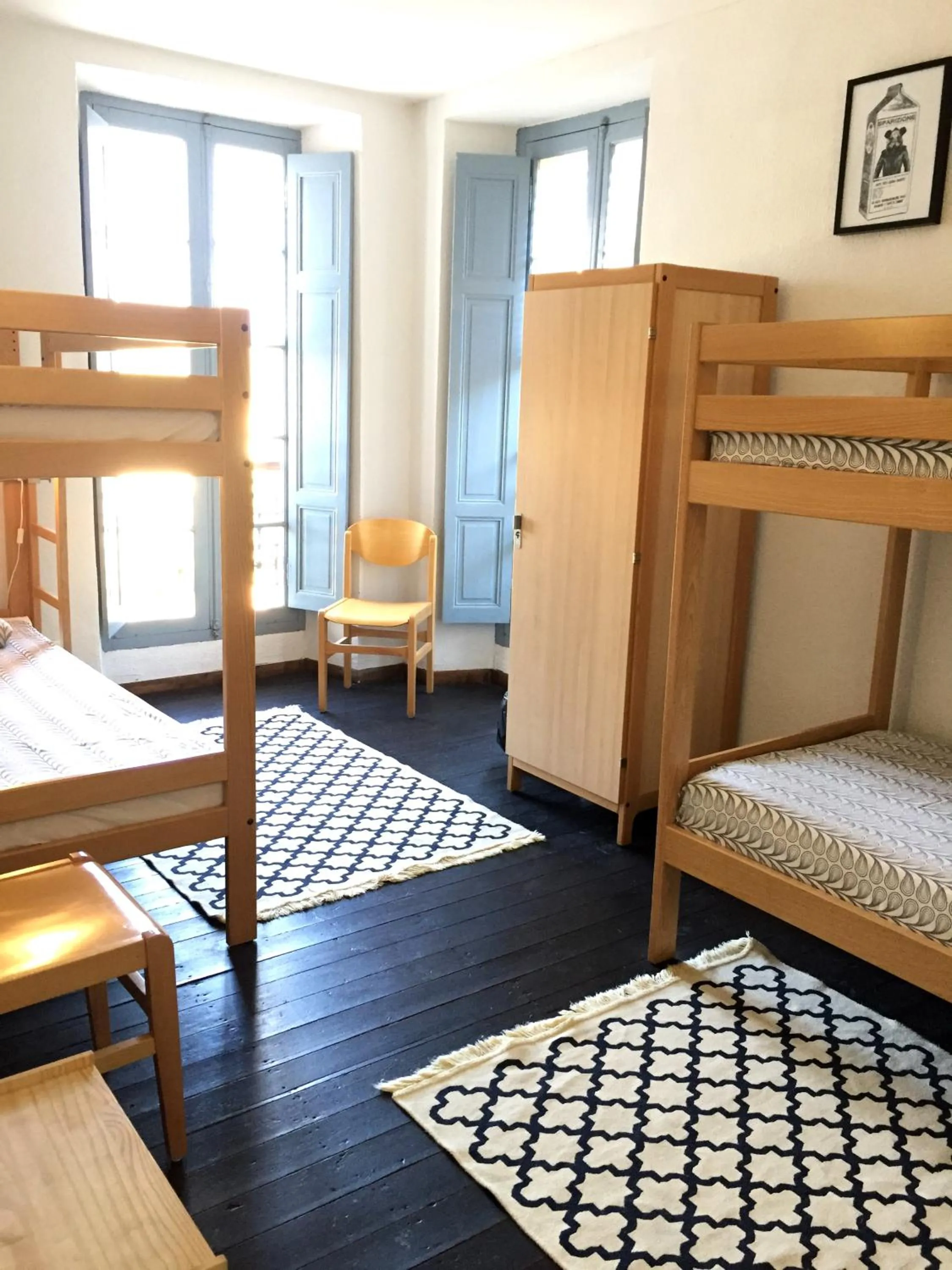 Photo of the whole room, Bed in Gîte du Chalet Pietri