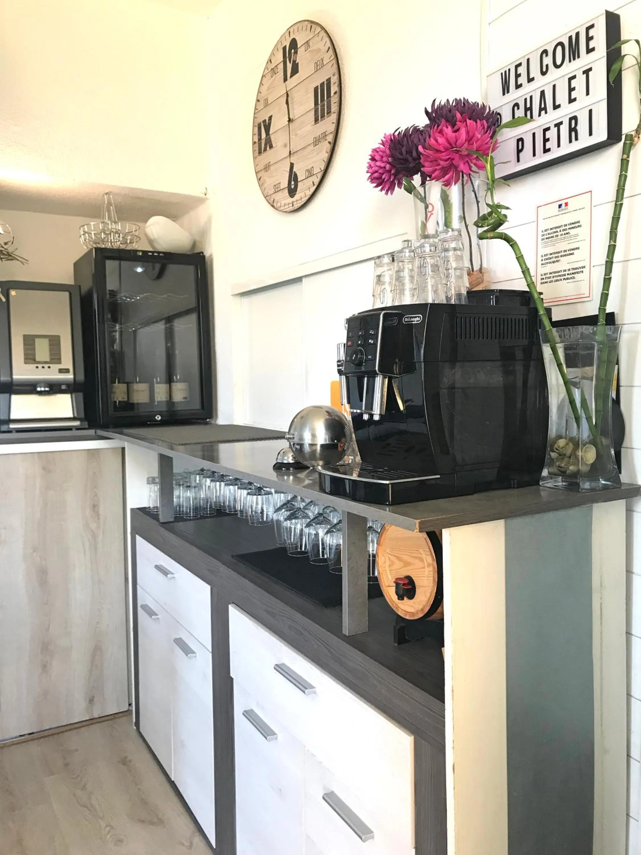 Lounge or bar in Gîte du Chalet Pietri