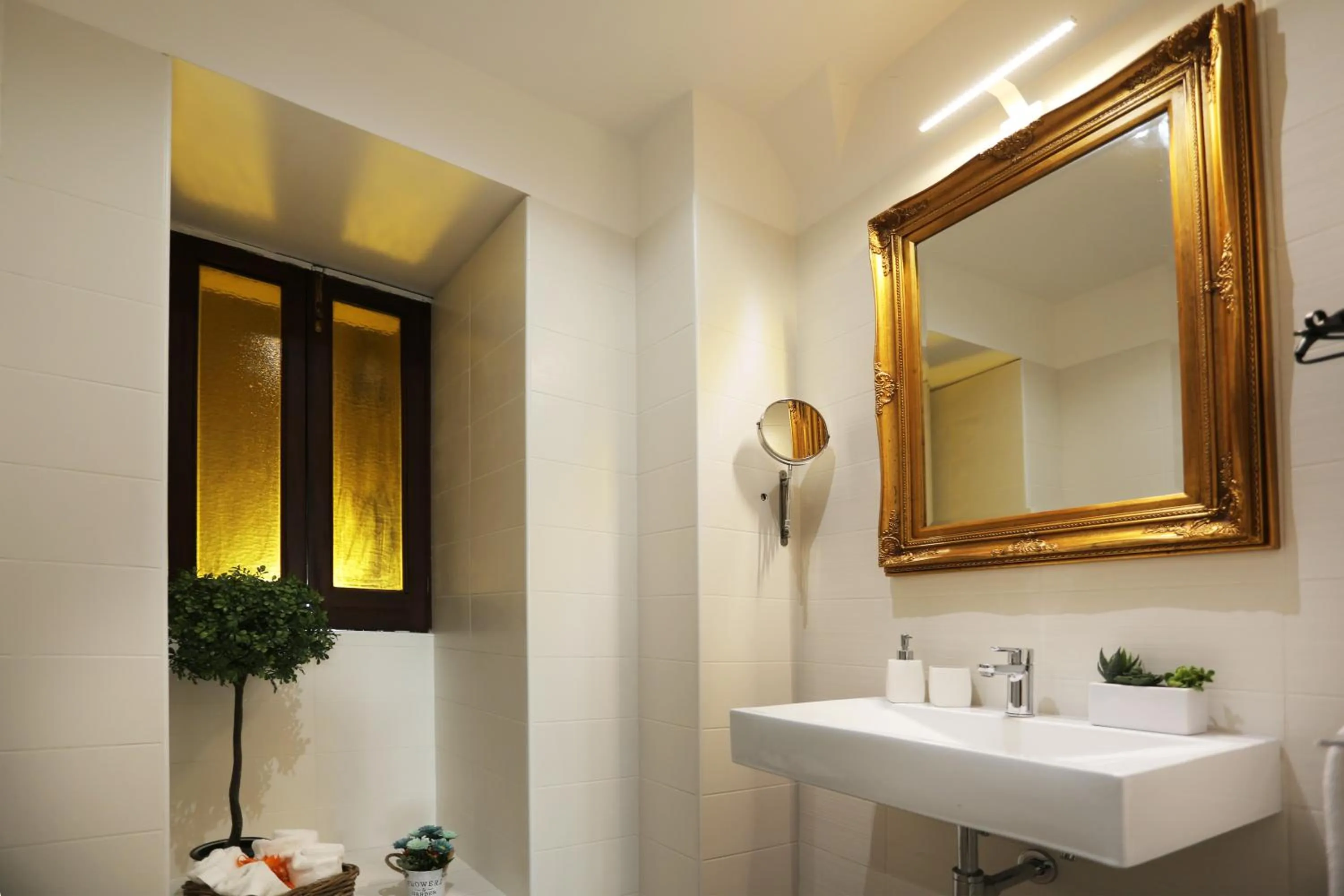 Bathroom in Le Suites Del Duomo House