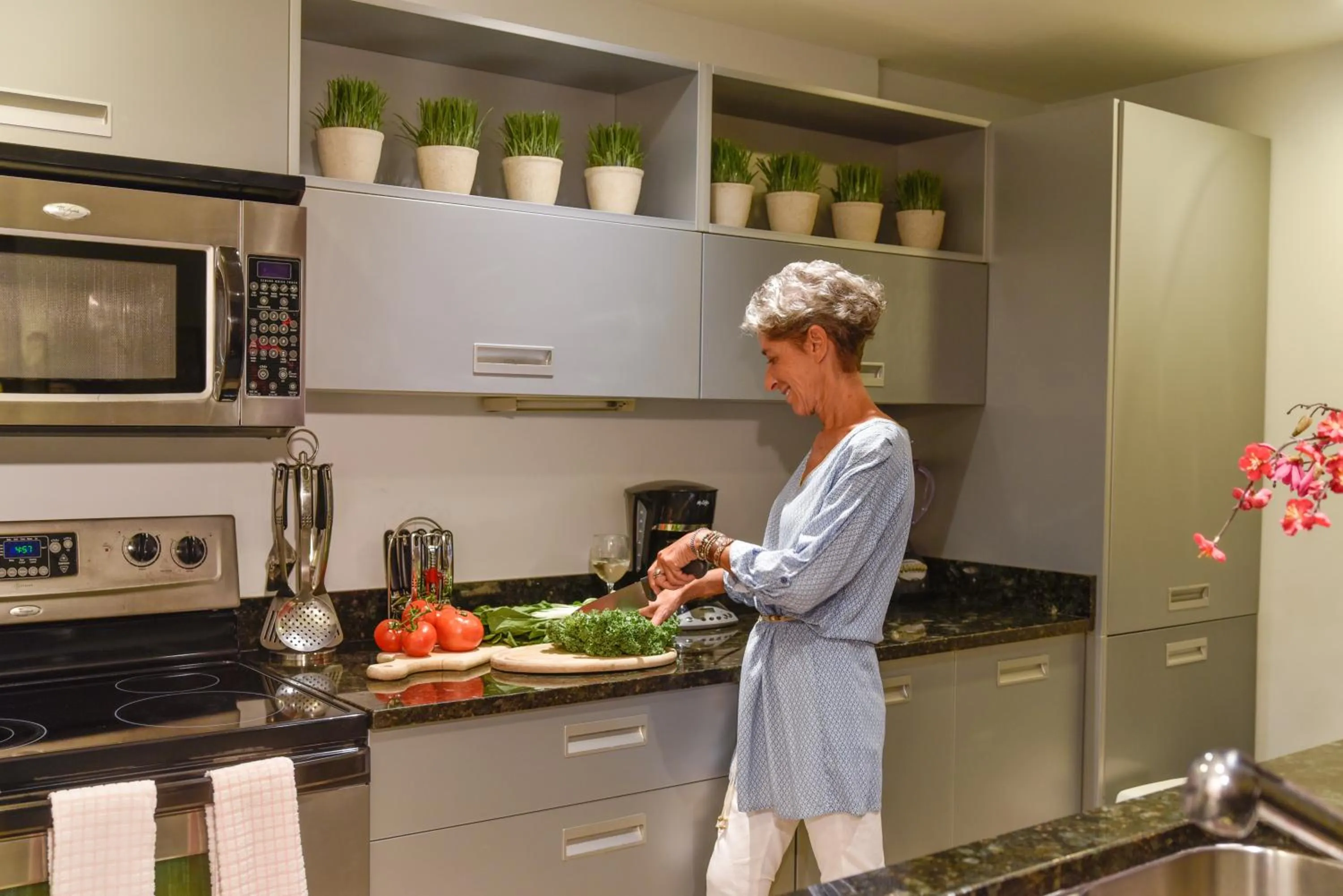 Princess Heights Luxury Condo Hotel