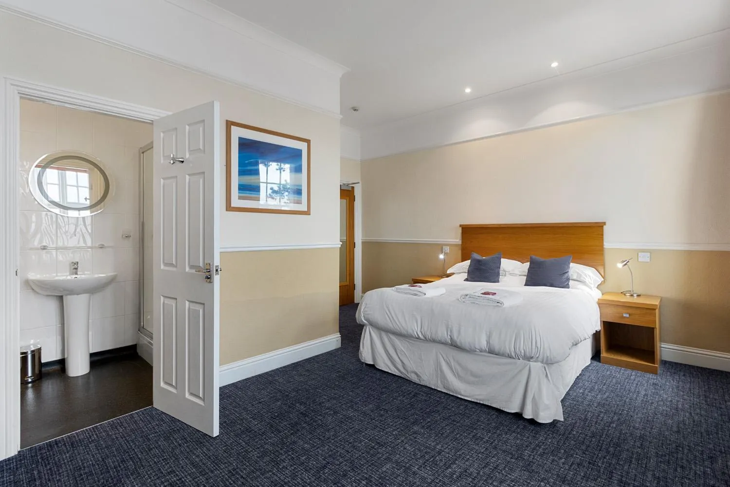 Bed in Babbacombe Royal Hotel and Carvery