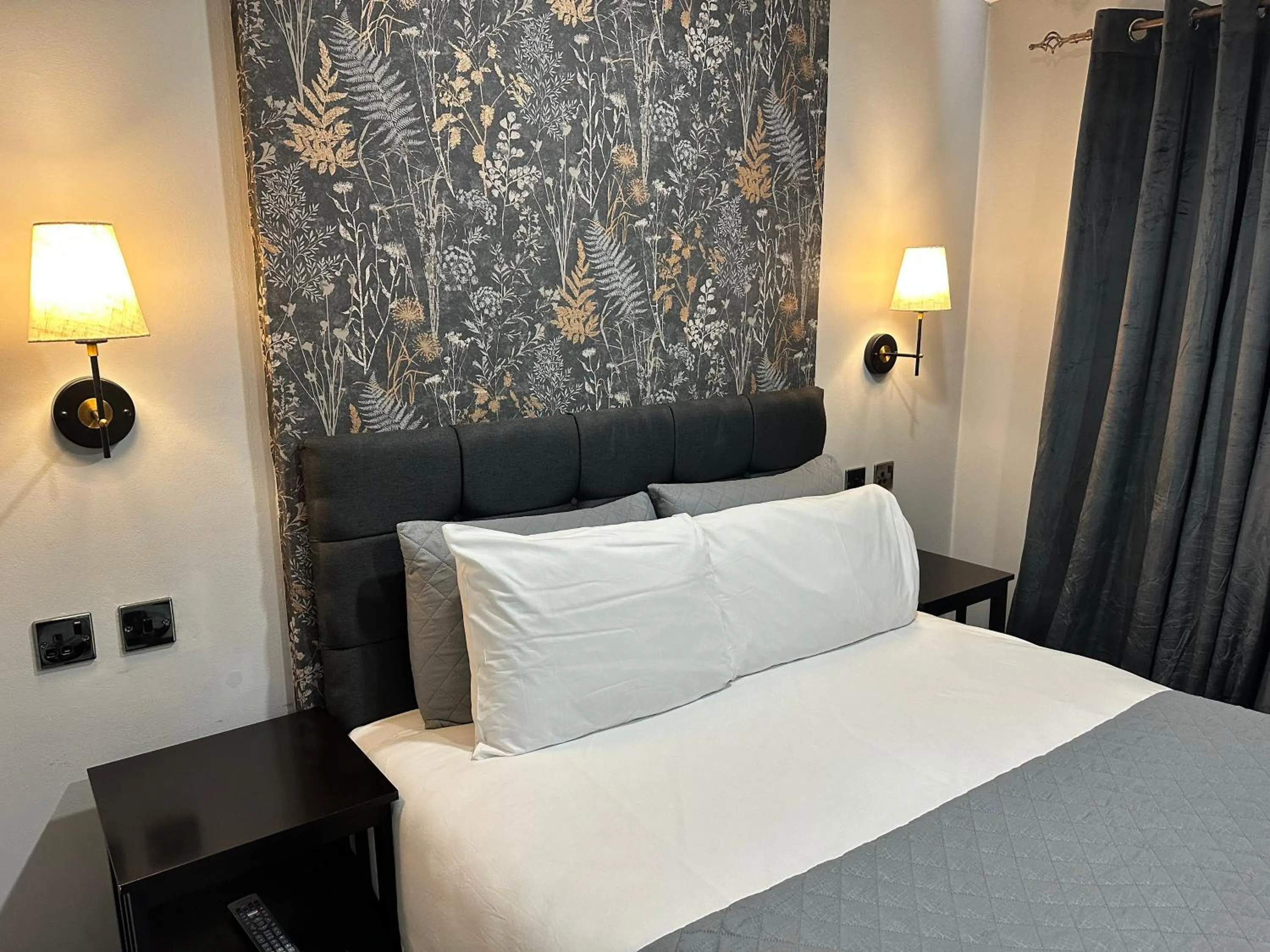 Bedroom, Bed in Pasha Hotel - 3* Boutique Hotel