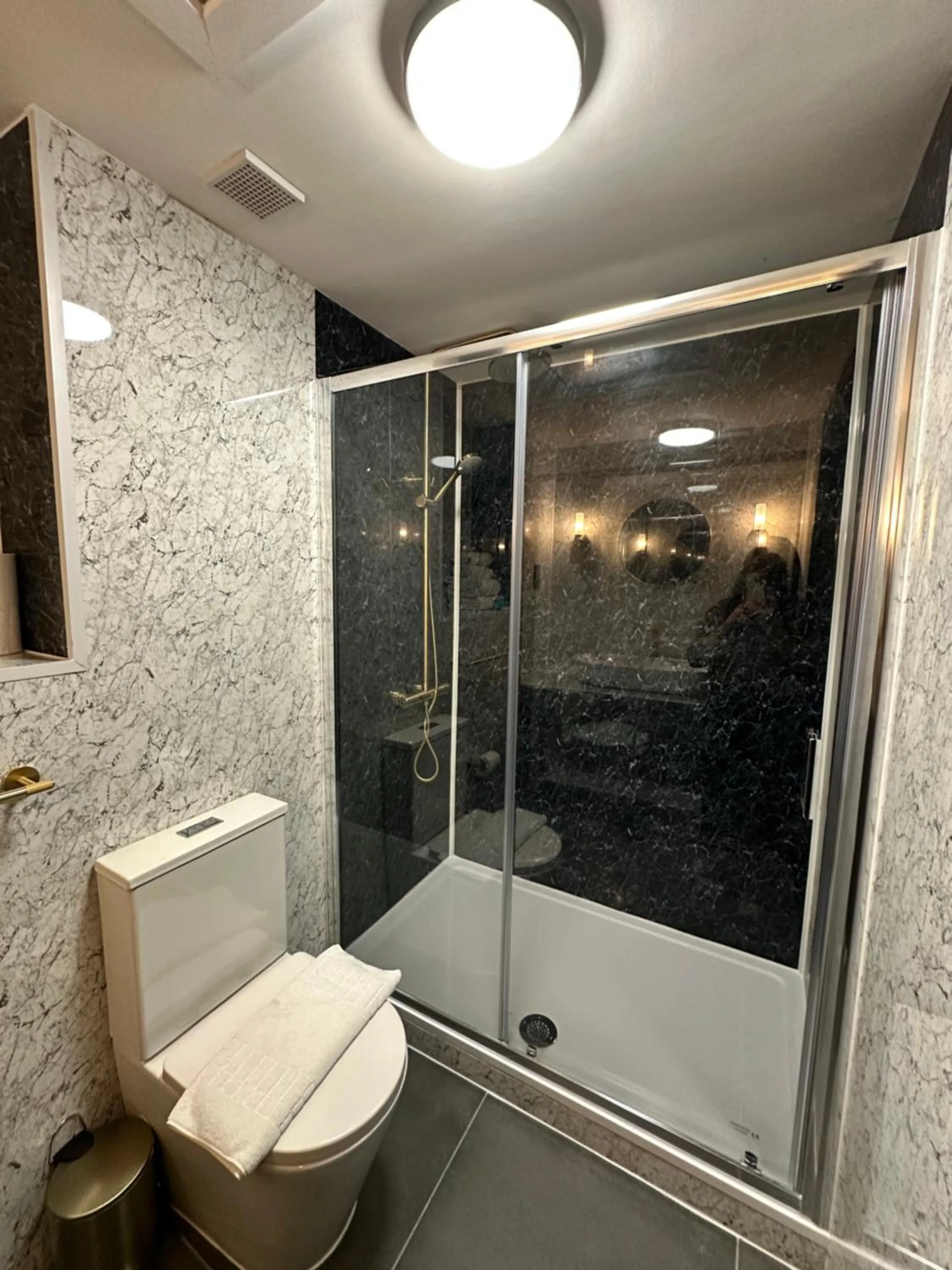 Shower in Pasha Hotel - 3* Boutique Hotel
