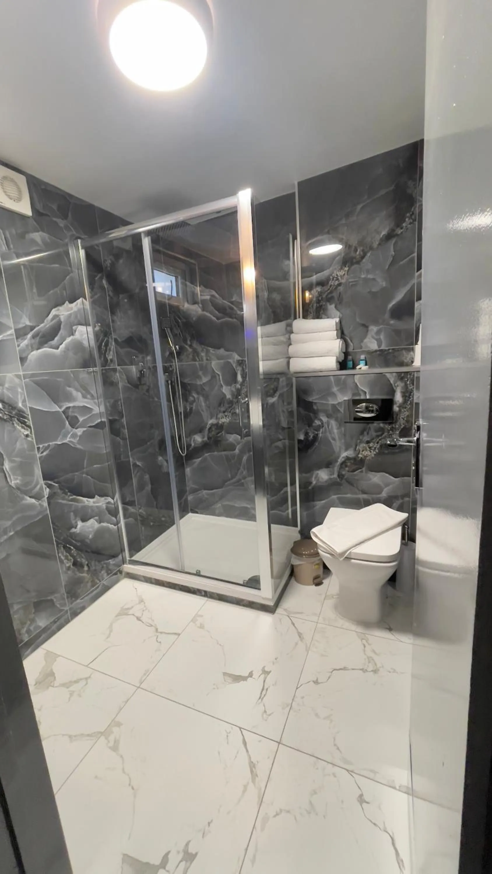 Shower in Pasha Hotel - 3* Boutique Hotel