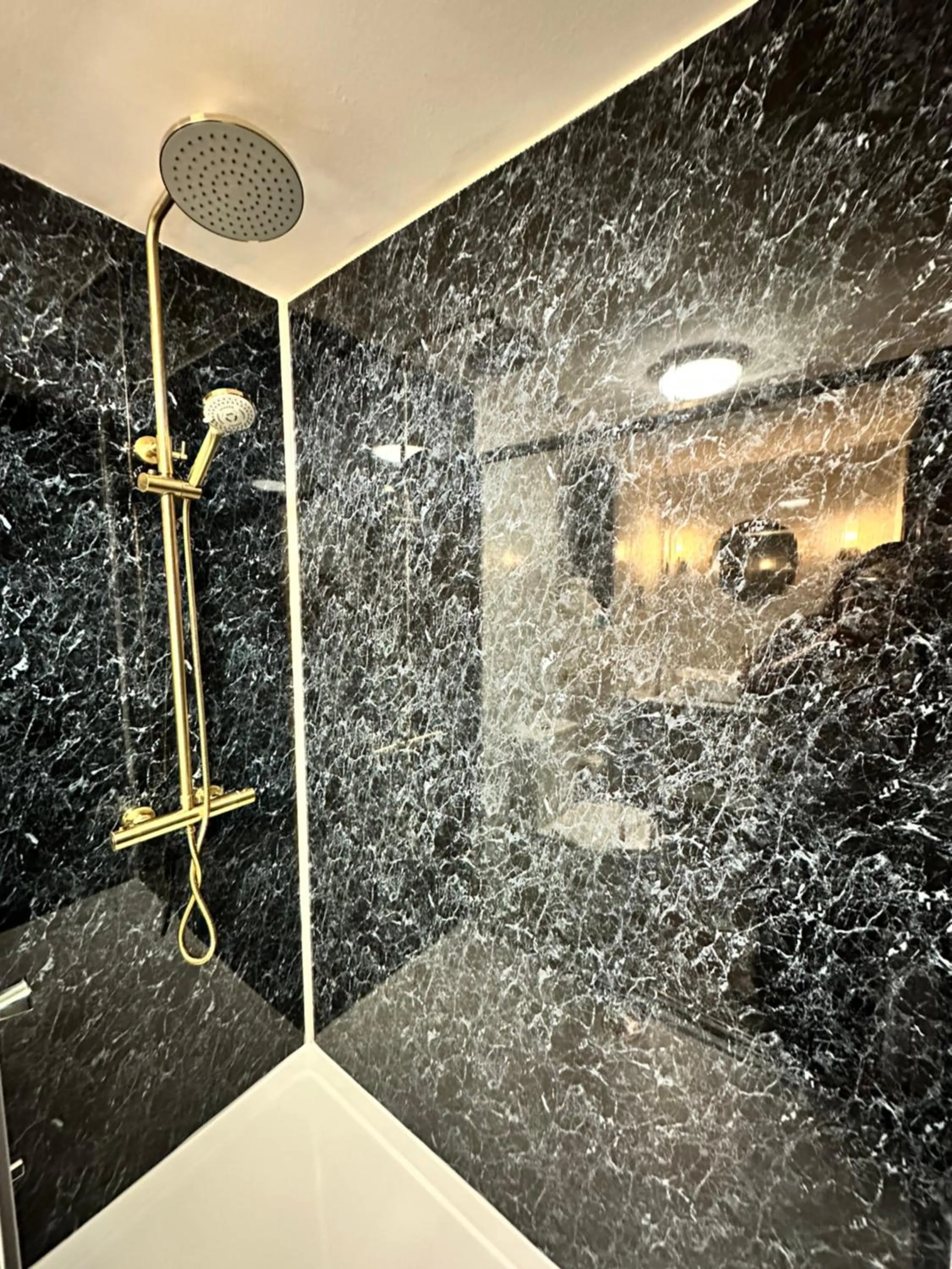 Shower in Pasha Hotel - 3* Boutique Hotel
