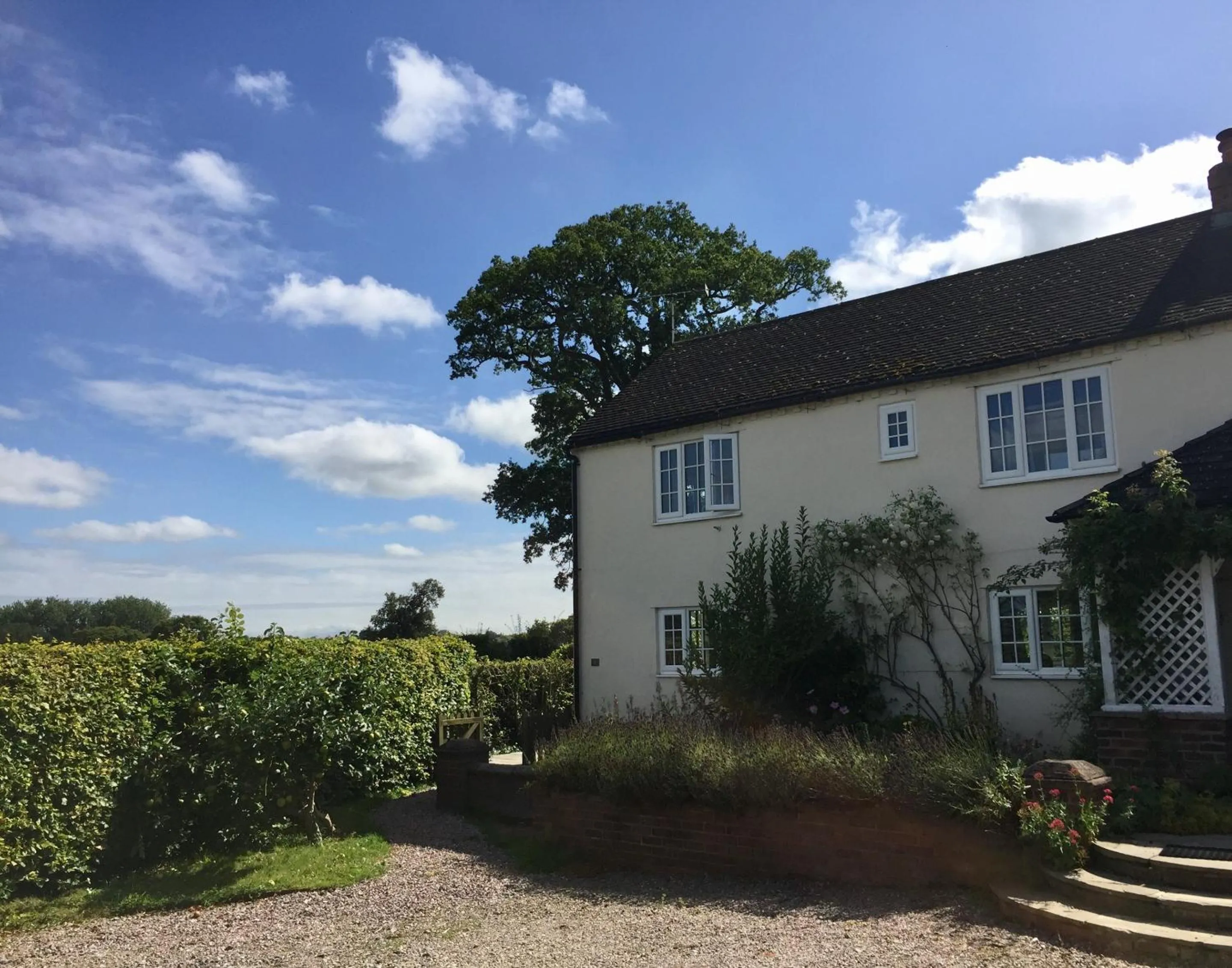 Property building in Mulsford Cottage