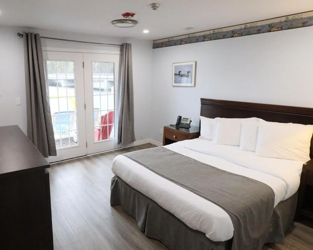 Bed in Algonquin Lakeside Inn