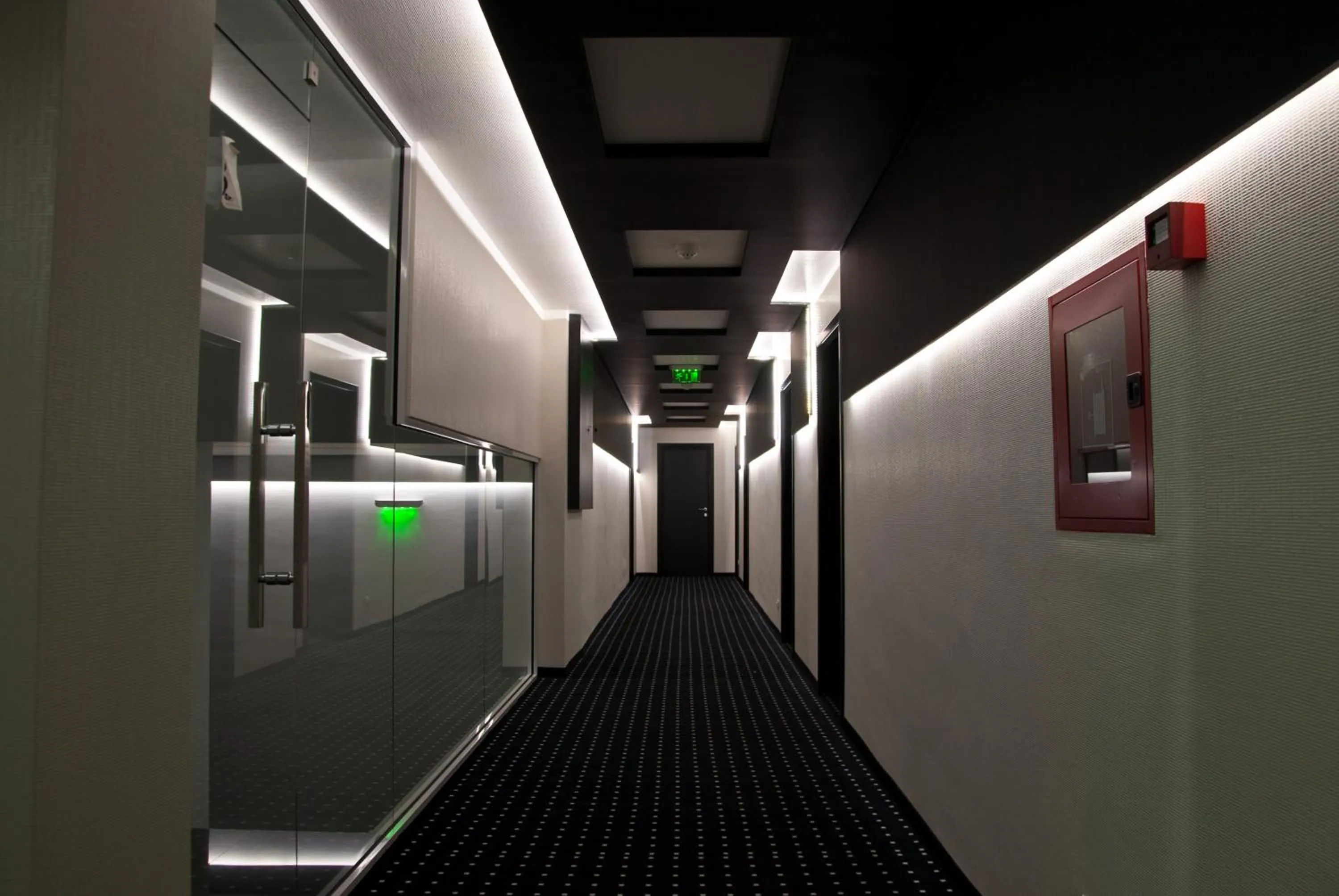 Other in Hotel Fashion - Free Parking