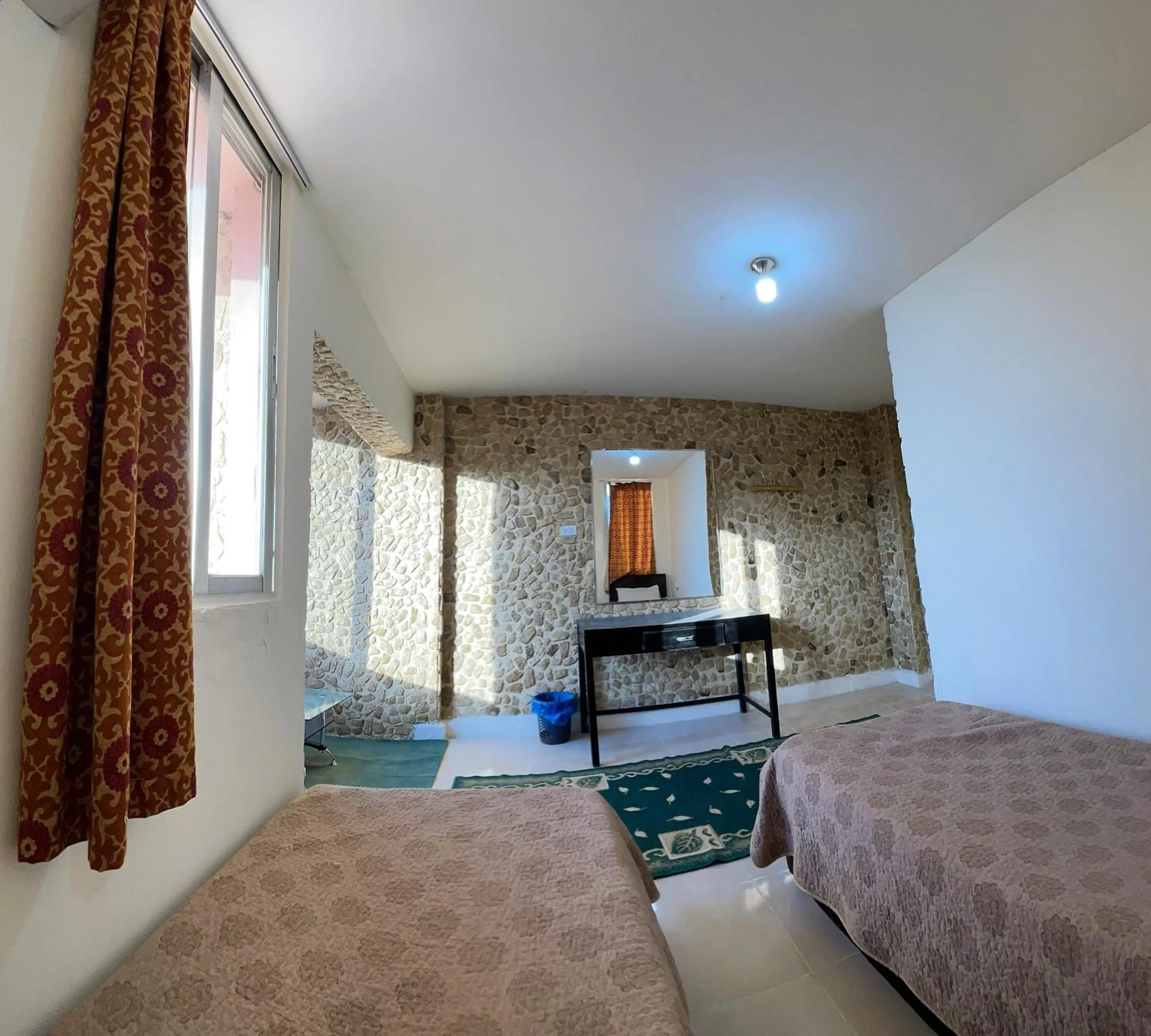 Photo of the whole room, Bed in Orient Gate