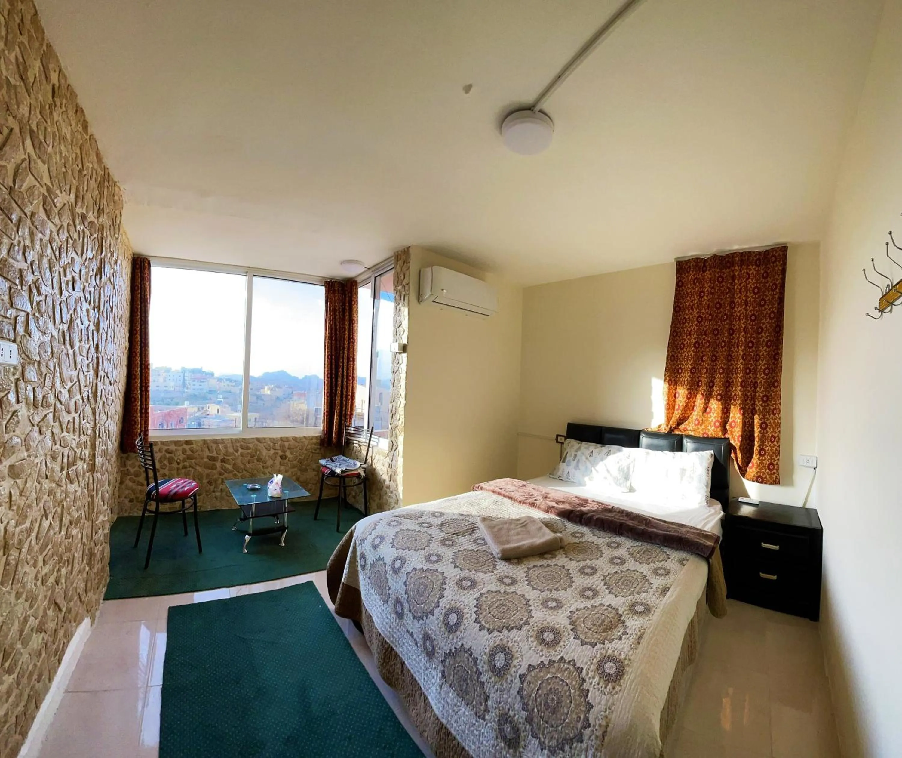 Bedroom, Bed in Orient Gate