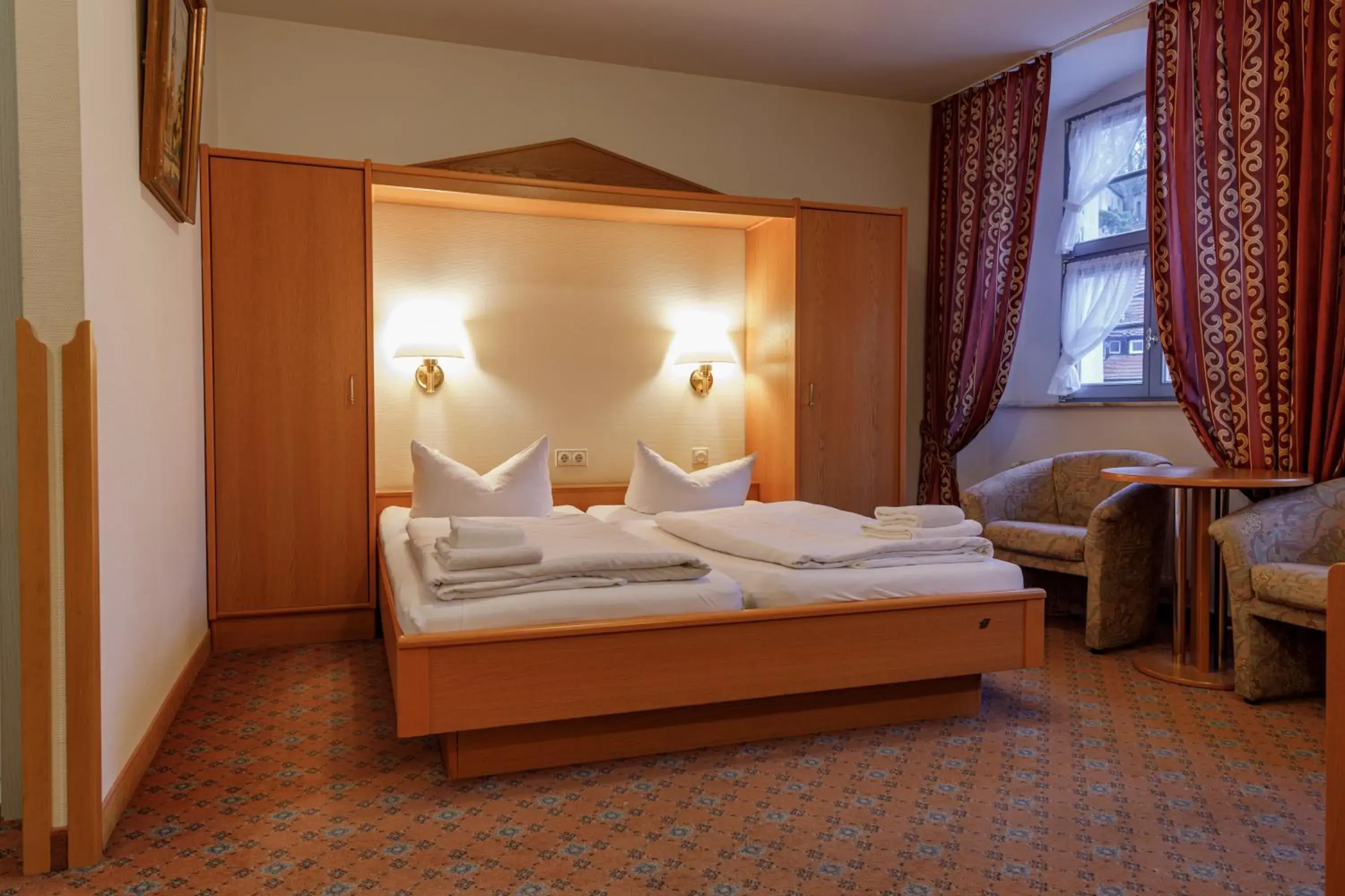 Standard Quadruple Room in Schwerter Schankhaus & Hotel Standard Quadruple Room in Schwerter Schankhaus & Hotel