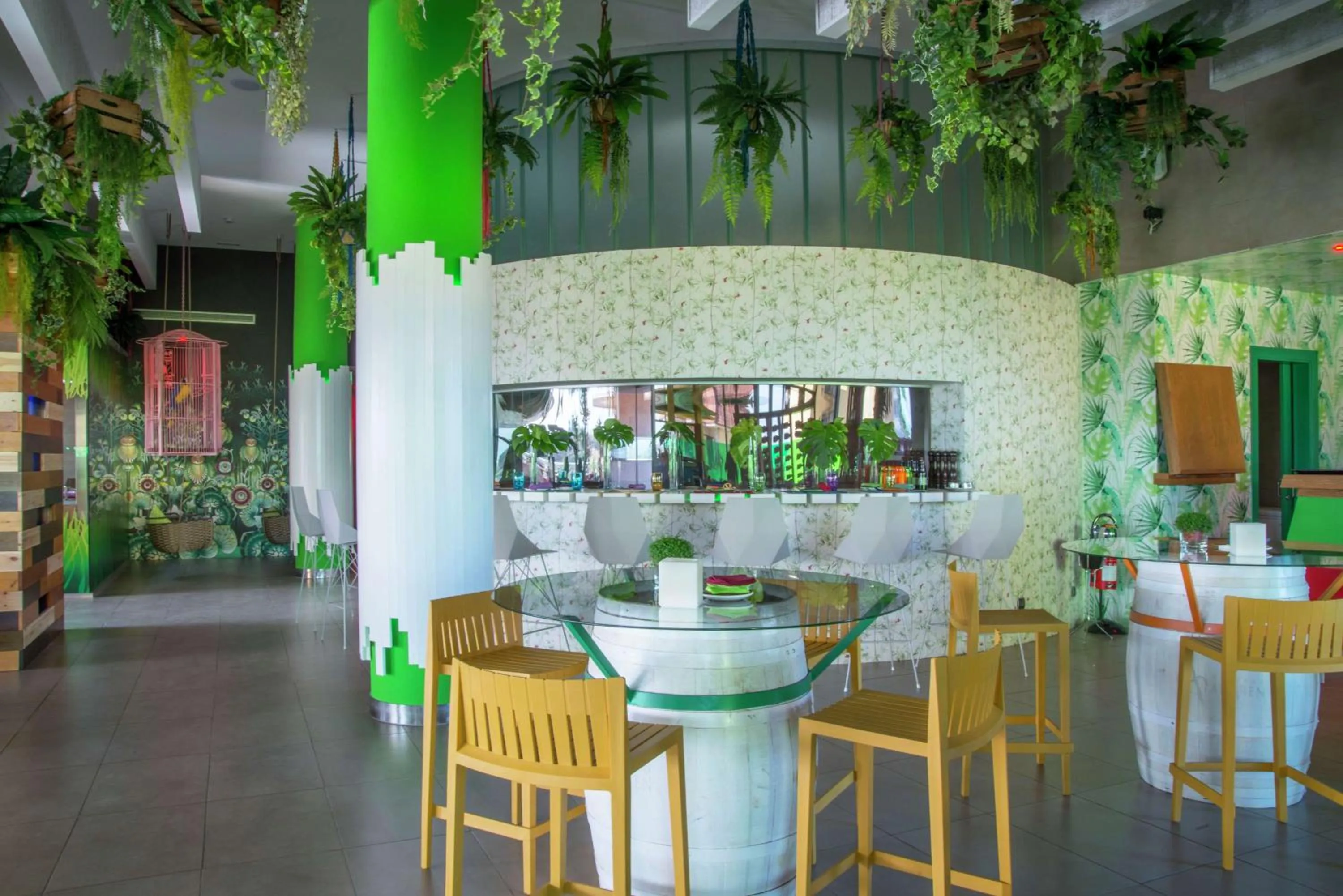 Dining area in Higuerón Hotel Málaga, Curio Collection by Hilton