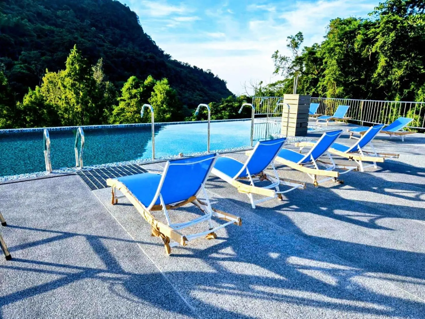 Spa and wellness centre/facilities in Yosemite Hot Spring Resort