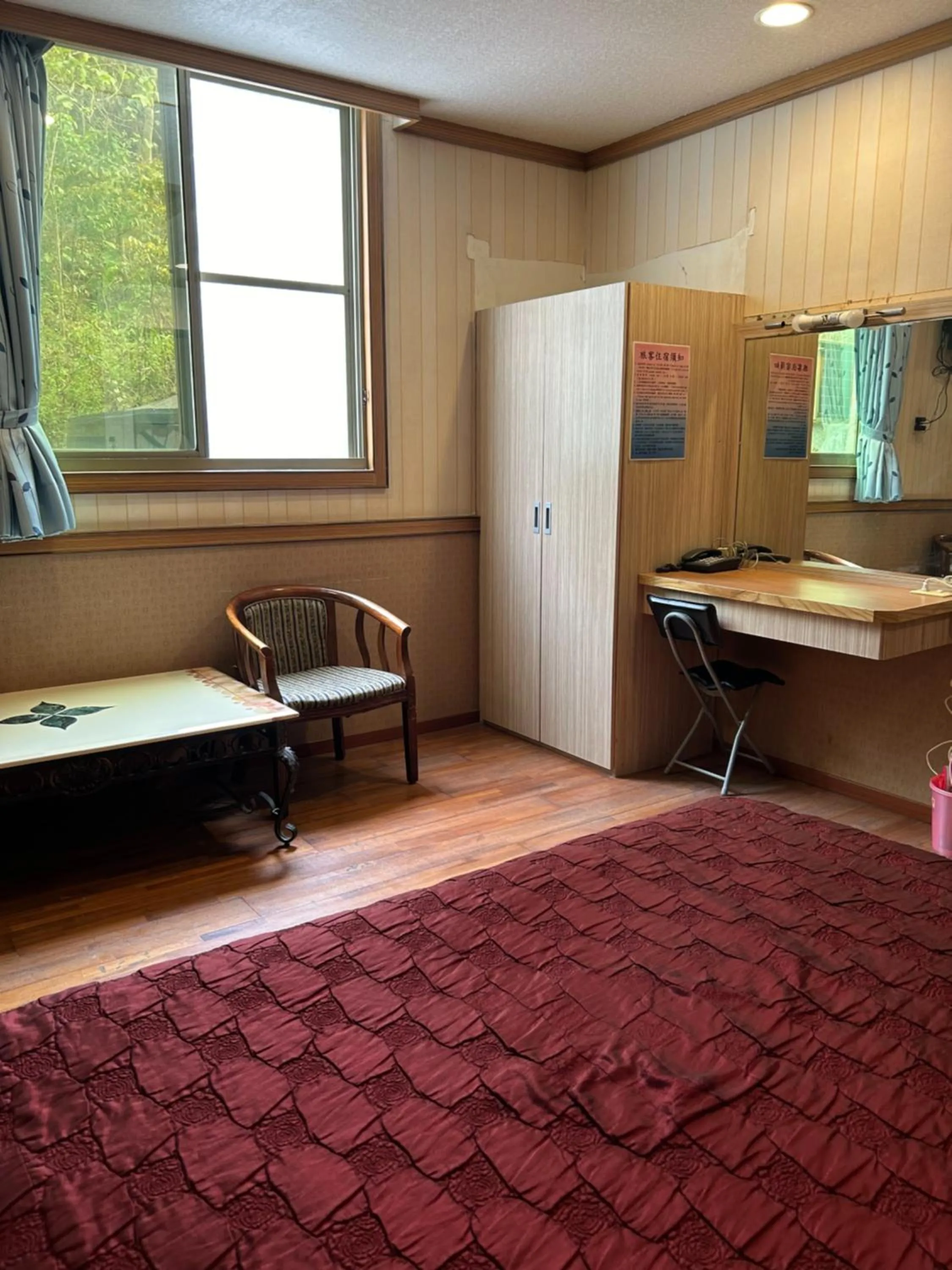 Hot Spring Bath in Yosemite Hot Spring Resort