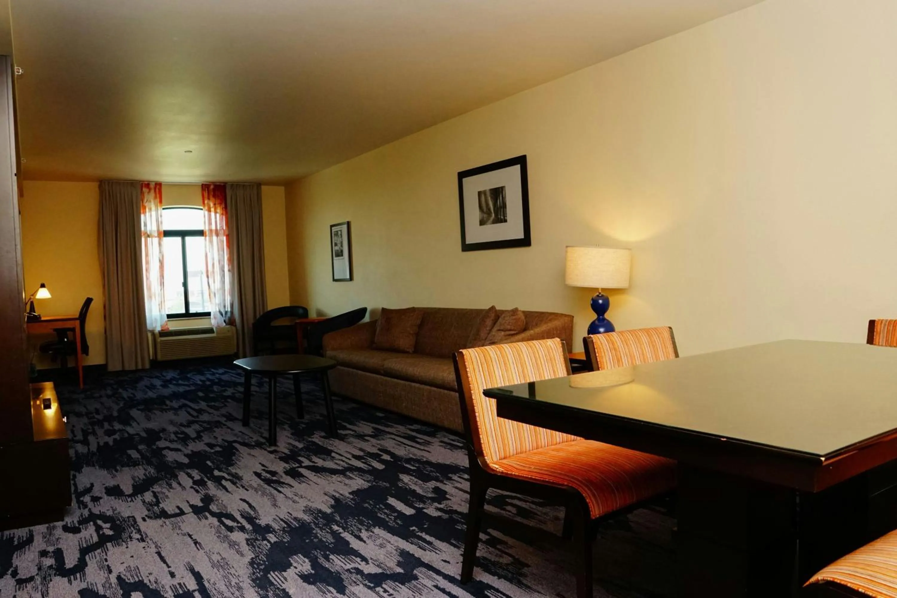 Bedroom in Fairfield Inn & Suites by Marriott Denver Aurora/Parker