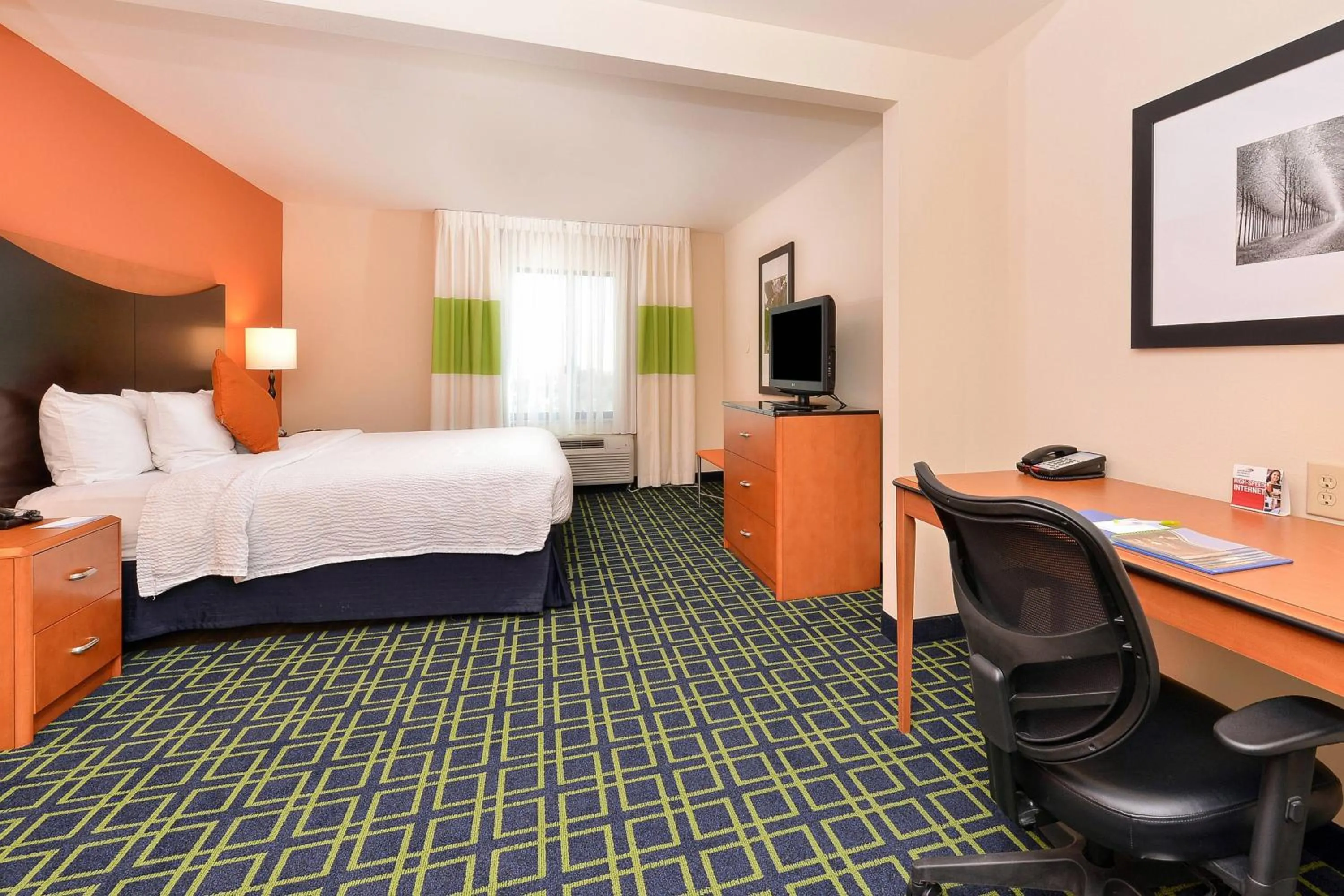 Photo of the whole room, Bed in Fairfield Inn & Suites by Marriott Denver Aurora/Parker