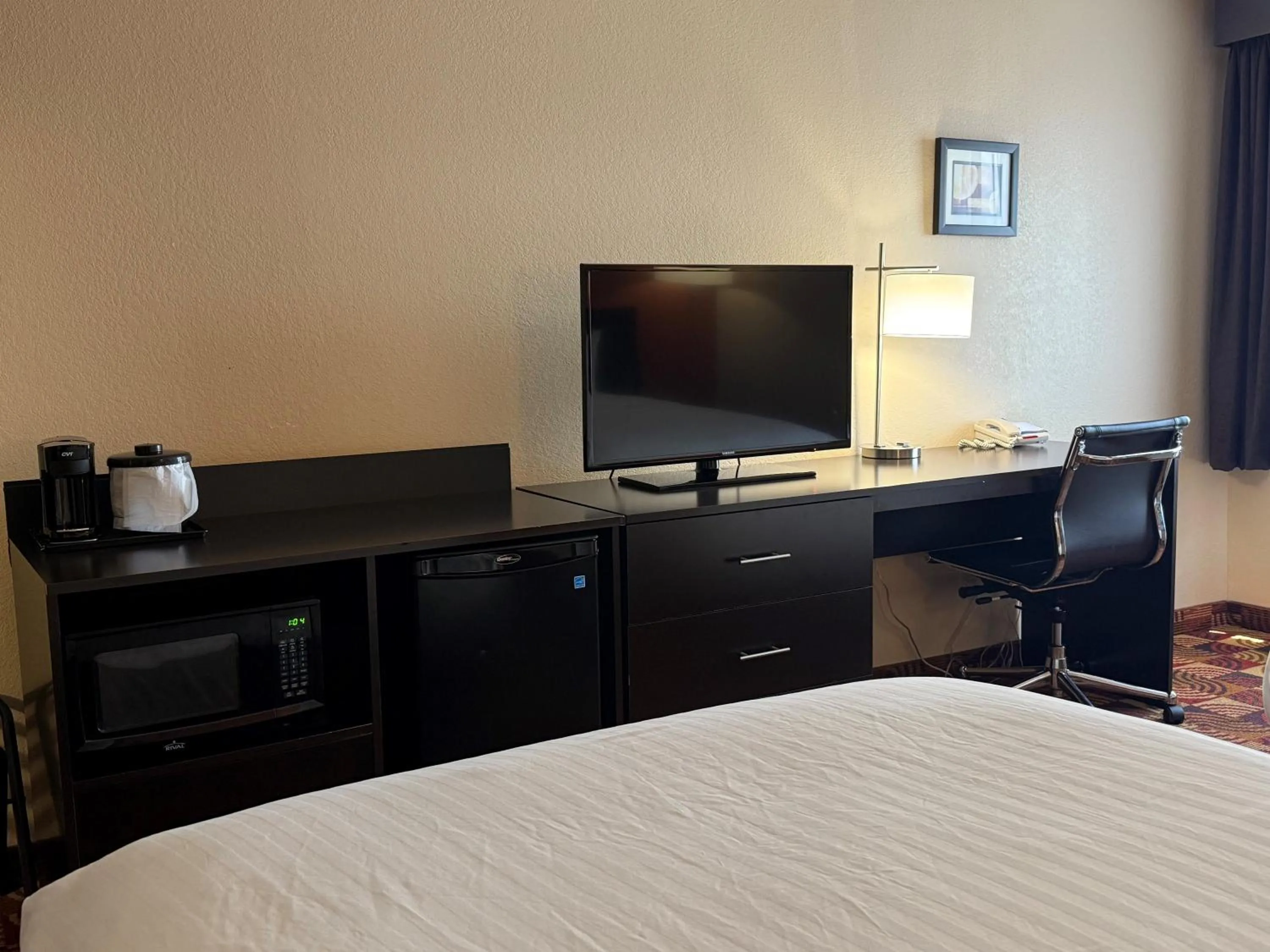 Bedroom, Bed in Baymont by Wyndham Plainfield/ Indianapolis Arpt Area