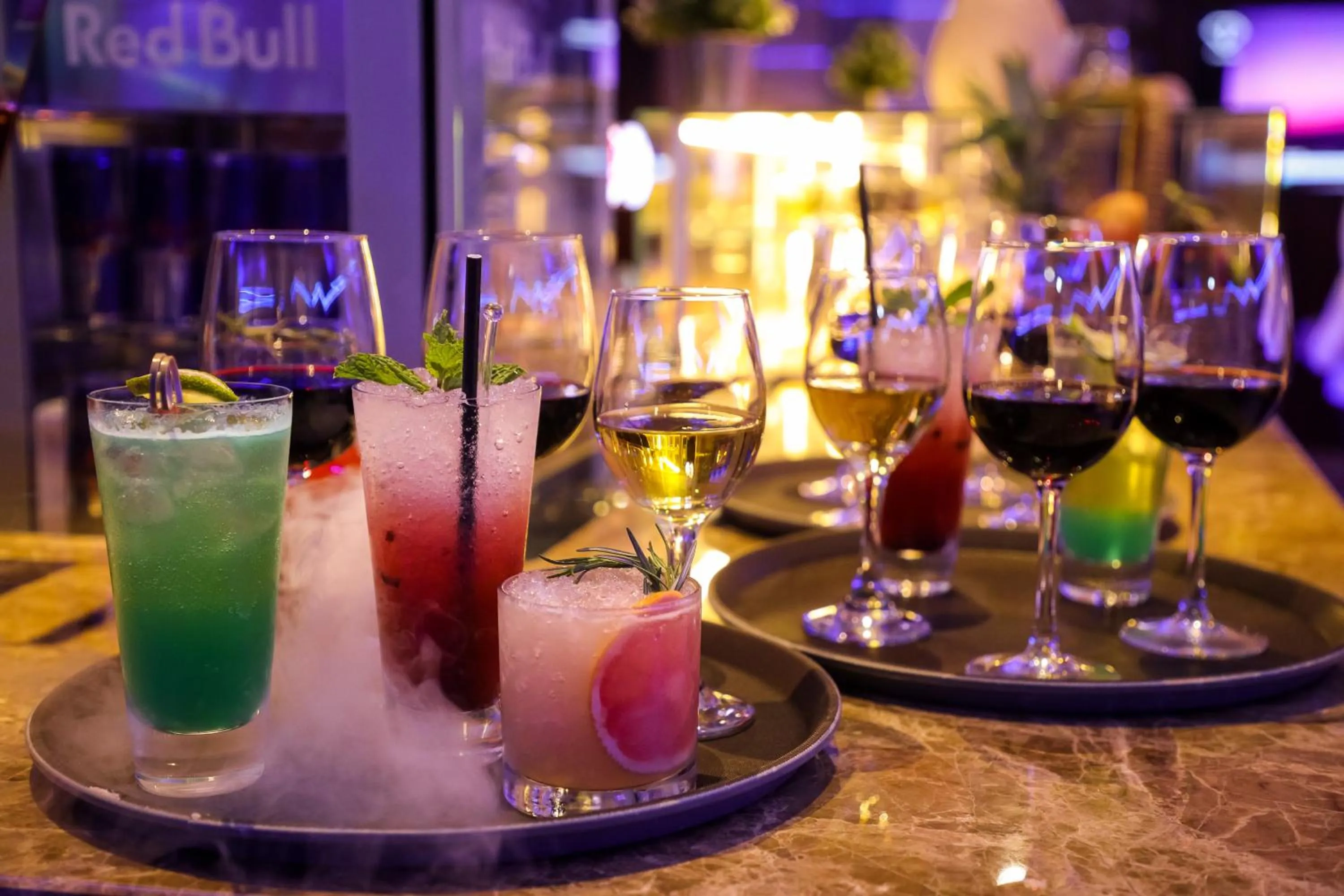 Lounge or bar in Stella Di Mare Dubai Marina Hotel