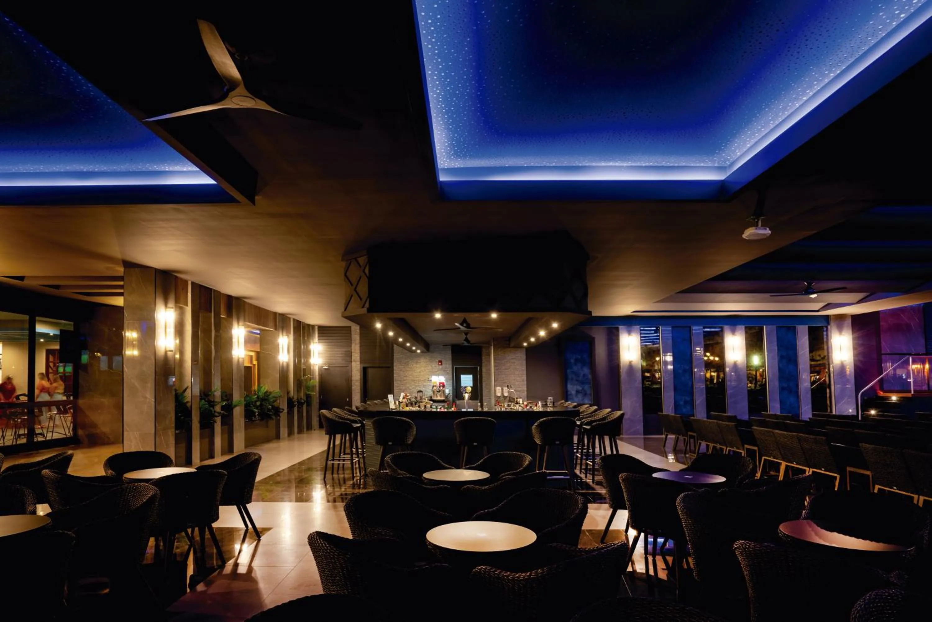 Lounge or bar in Riu Santa Fe - All Inclusive