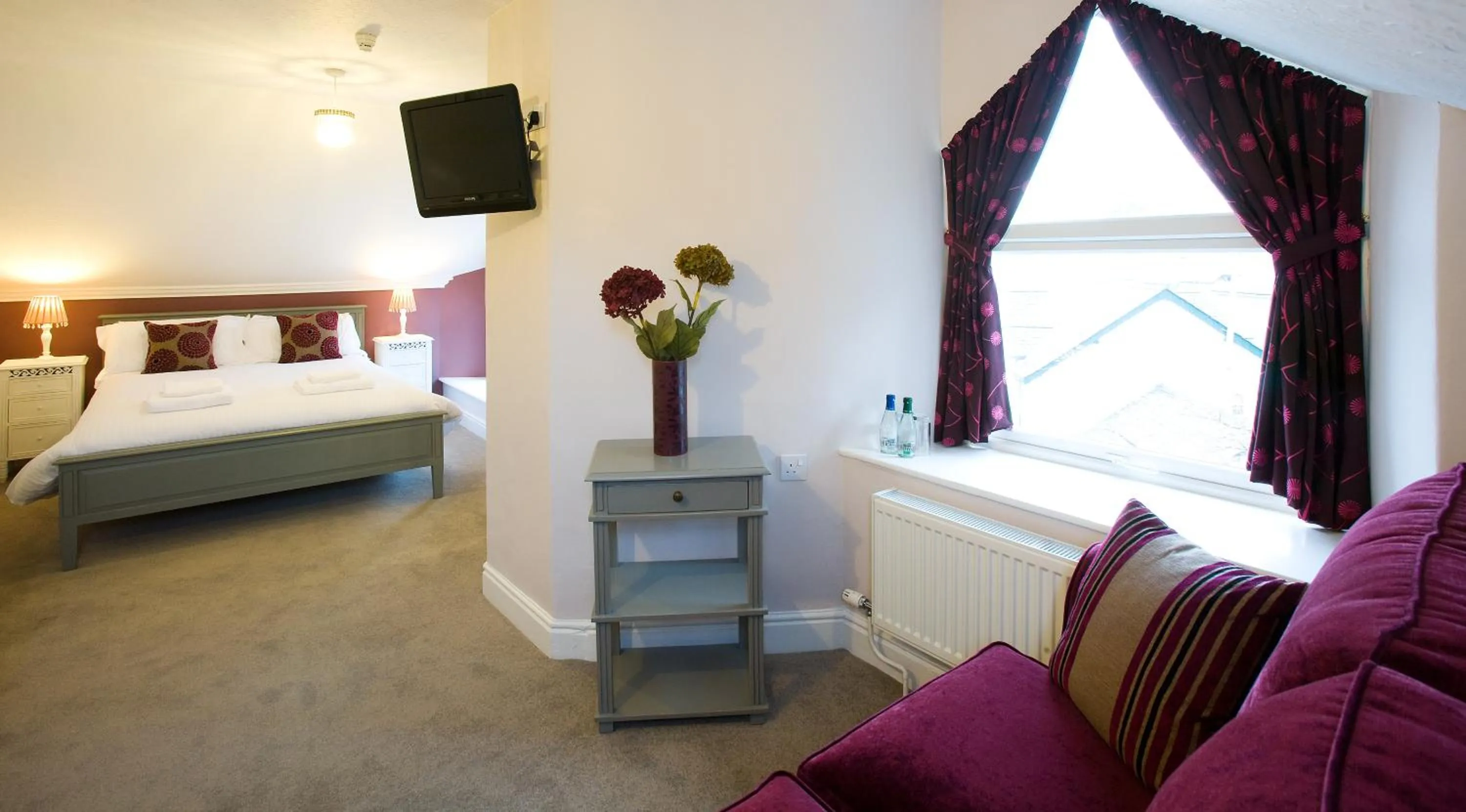 Photo of the whole room, Bed in The Hideaway At Windermere (Adults only)