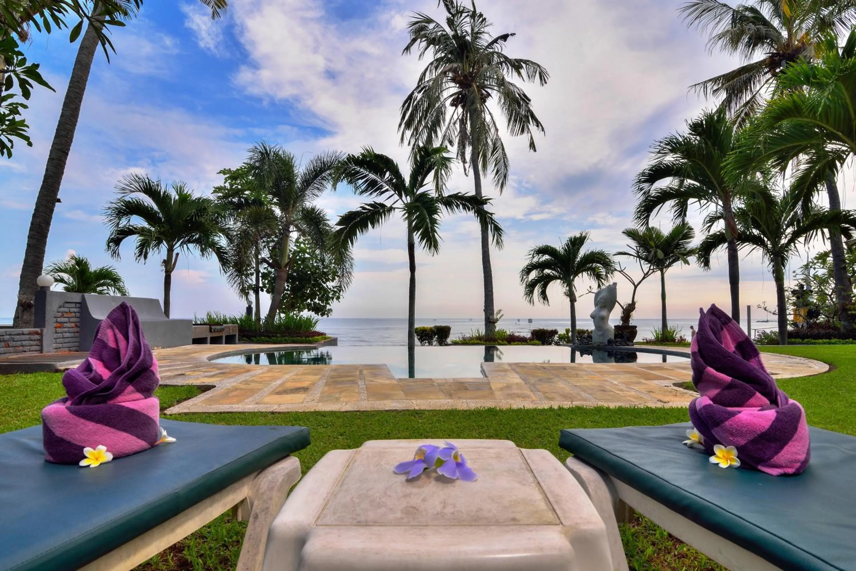 Swimming pool in Dolphin Beach Bali