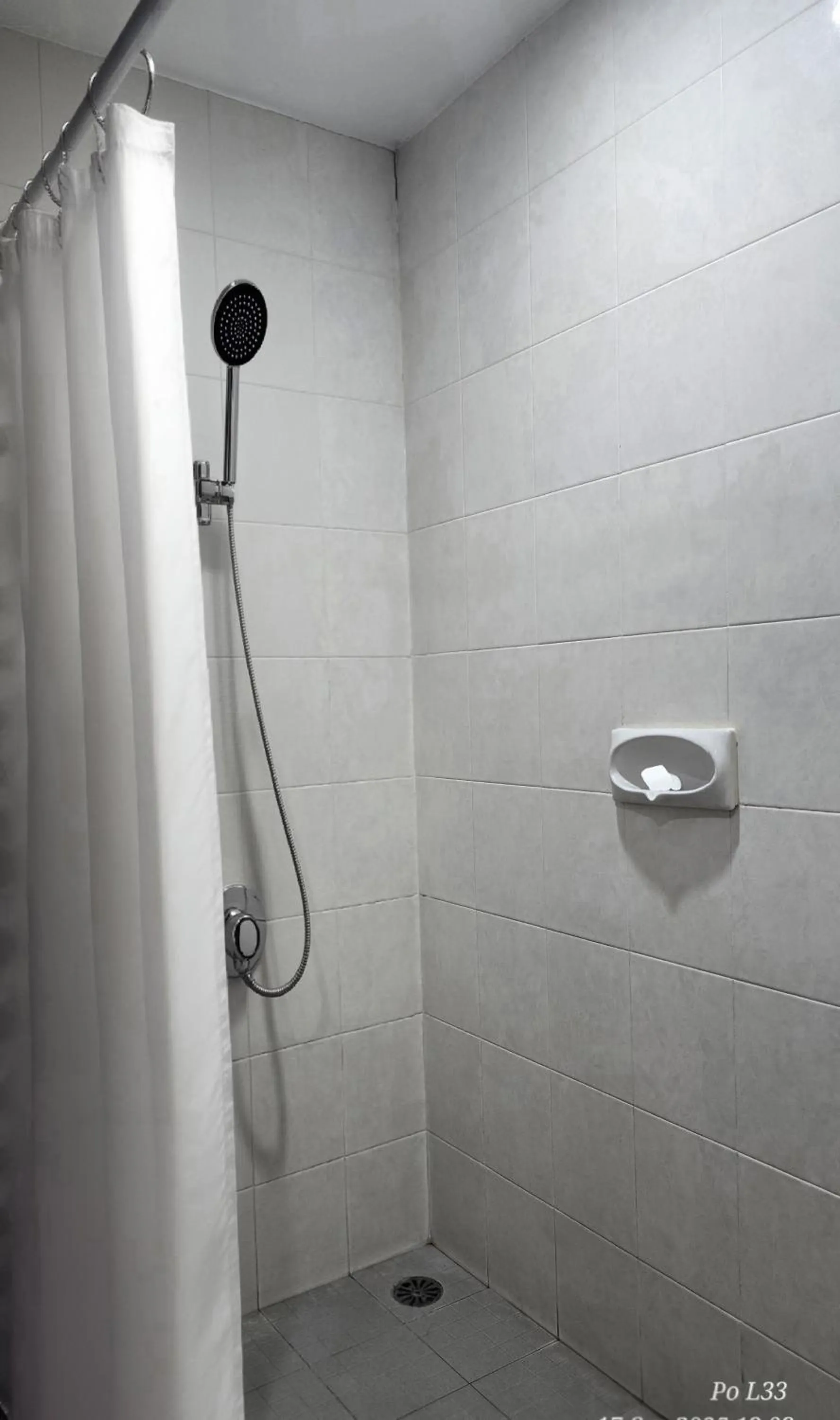 Bathroom in Parkside Mandarin Hotel Pekalongan