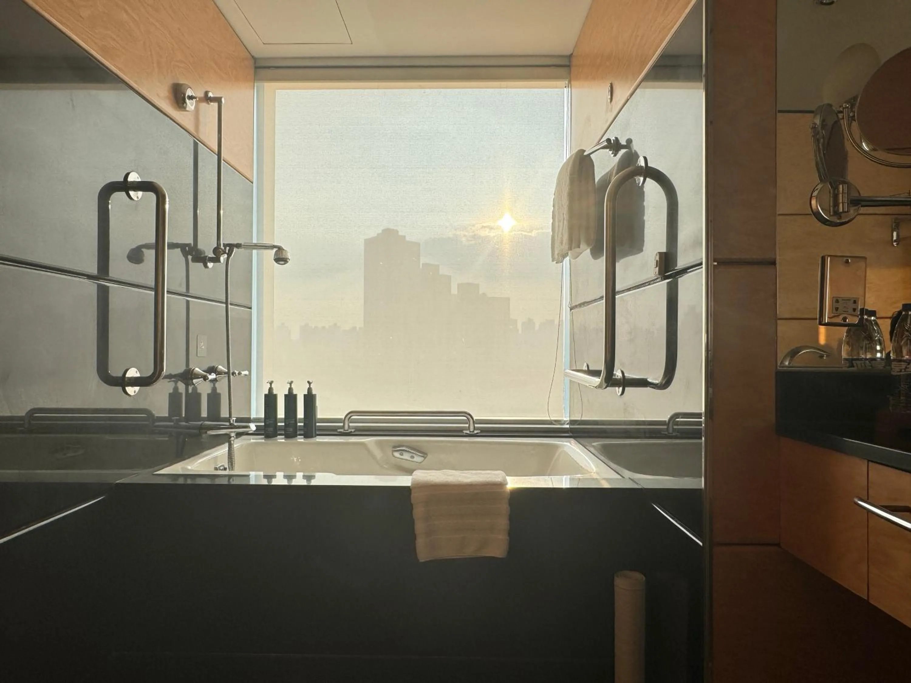 Toilet in DoubleTree by Hilton Shanghai Pudong