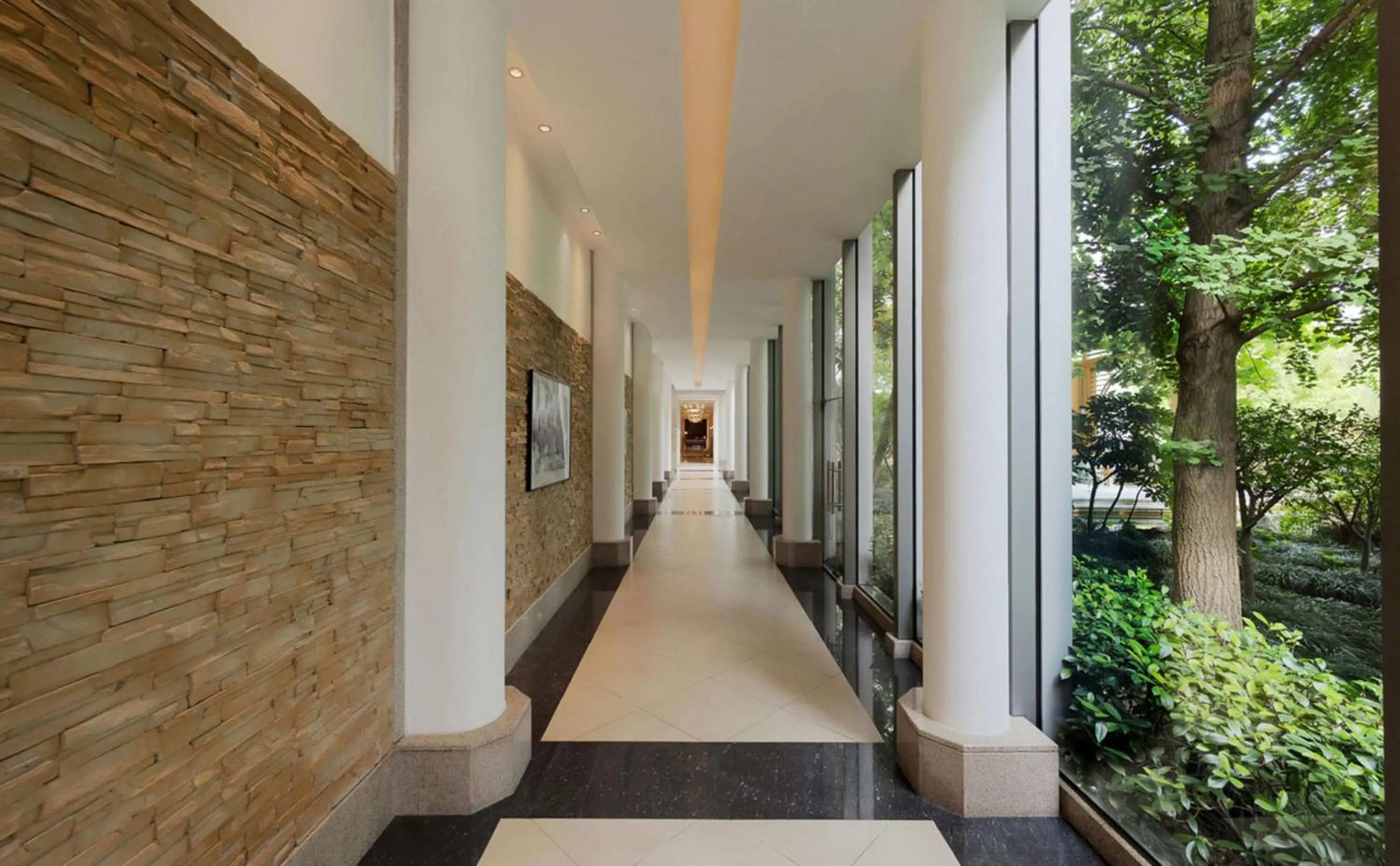 Lobby or reception in DoubleTree by Hilton Shanghai Pudong