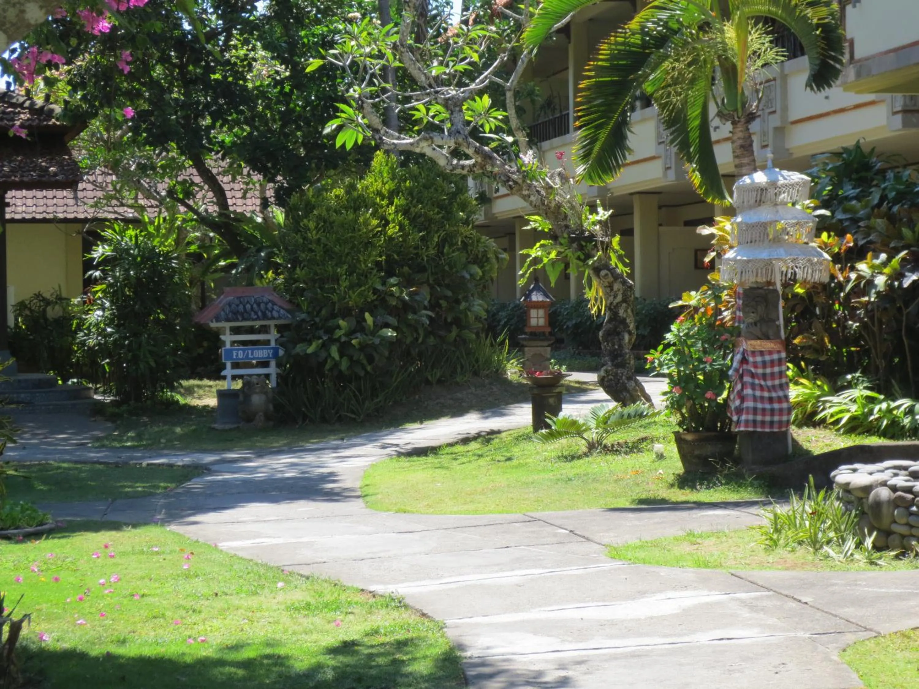 Area and facilities in Besakih Beach Hotel