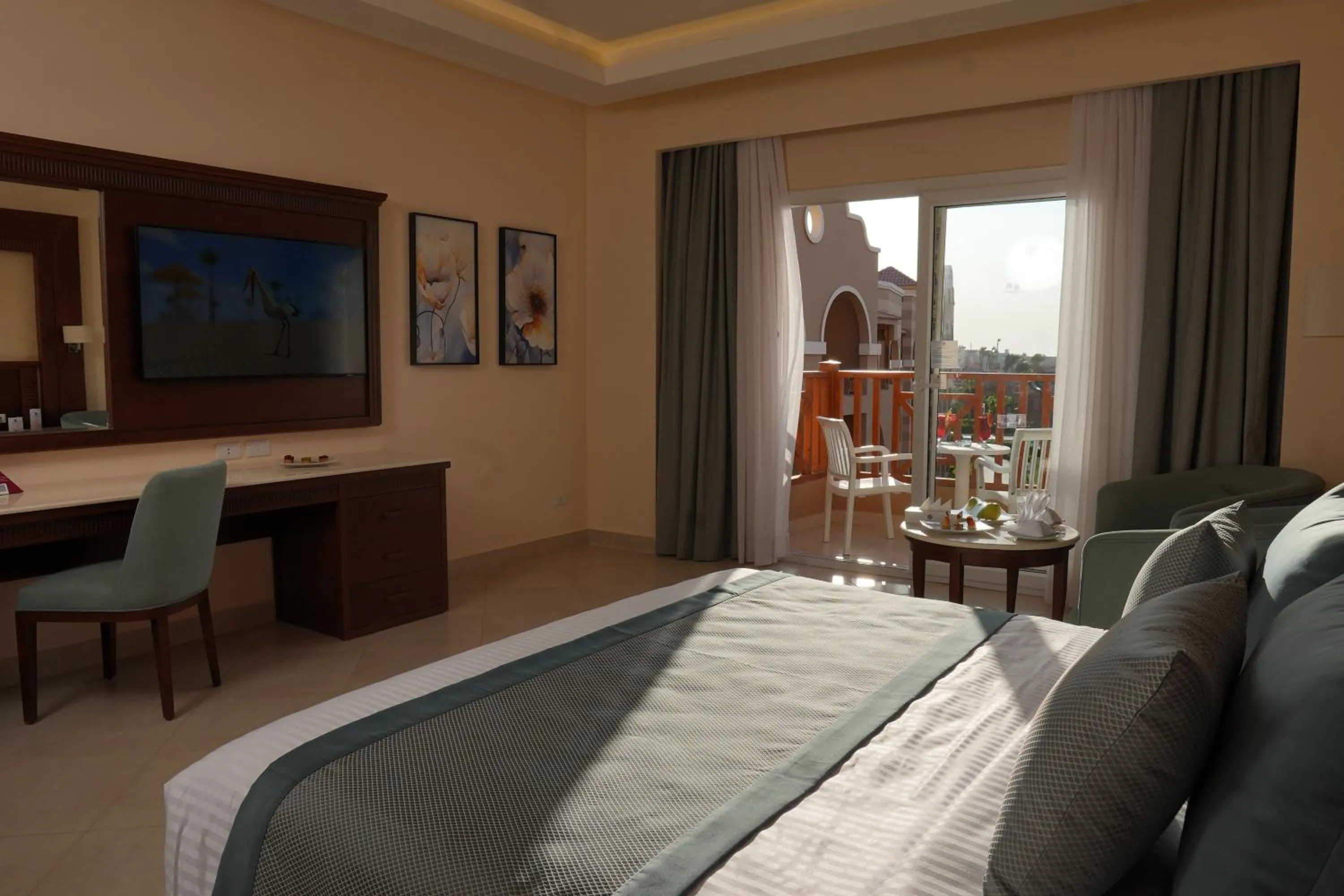 Bedroom in Charmillion Gardens Aquapark