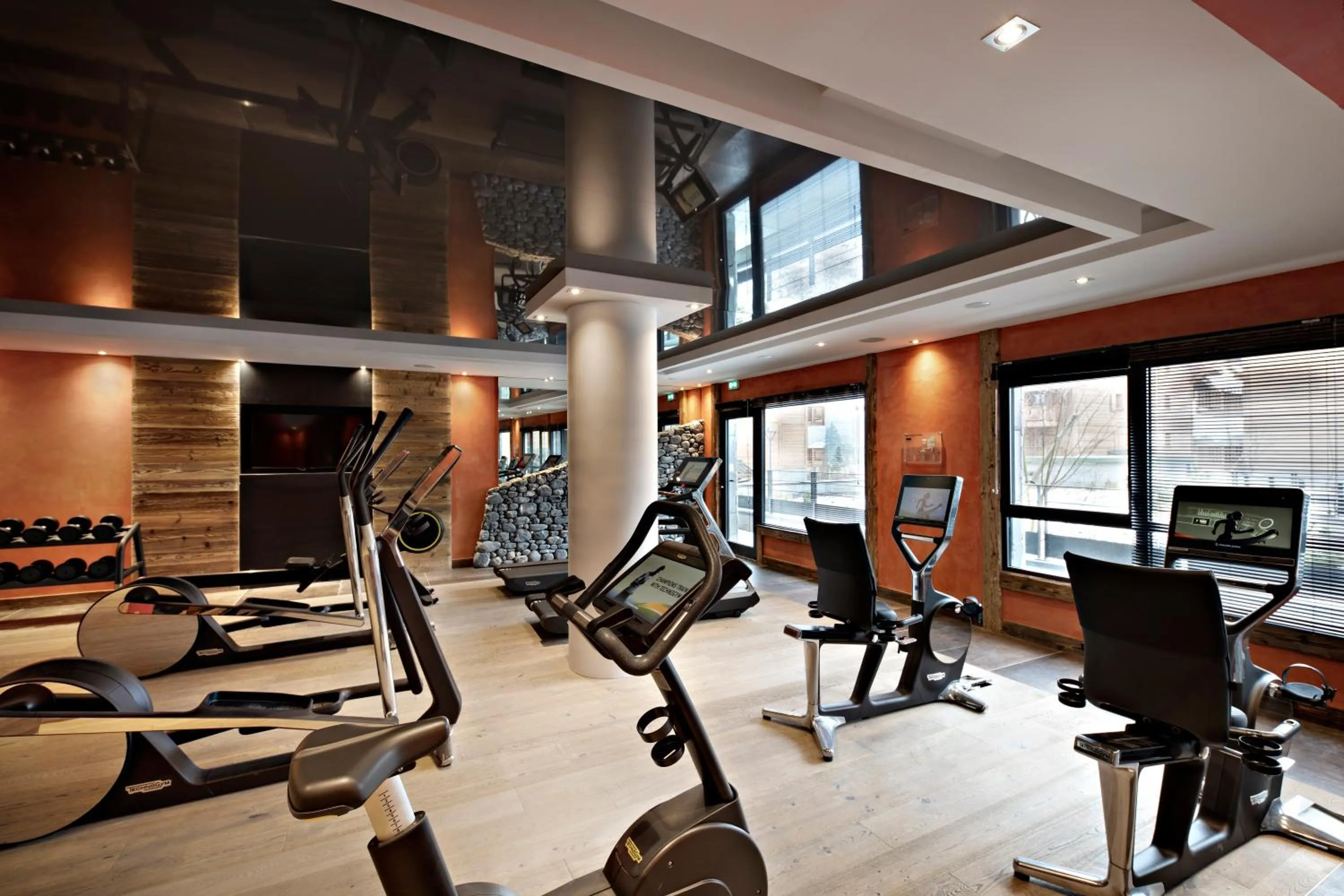 Fitness centre/facilities in MGM Hôtels & Résidences - Hôtel Les Suites d'Alexane