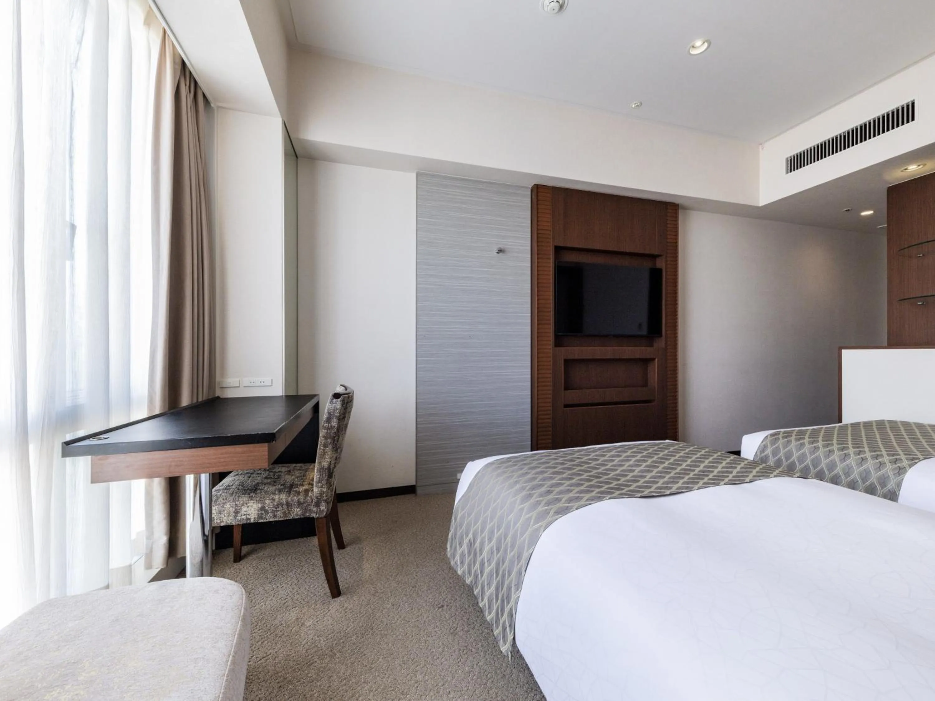 Bedroom, Bed in Solaria Nishitetsu Hotel Ginza