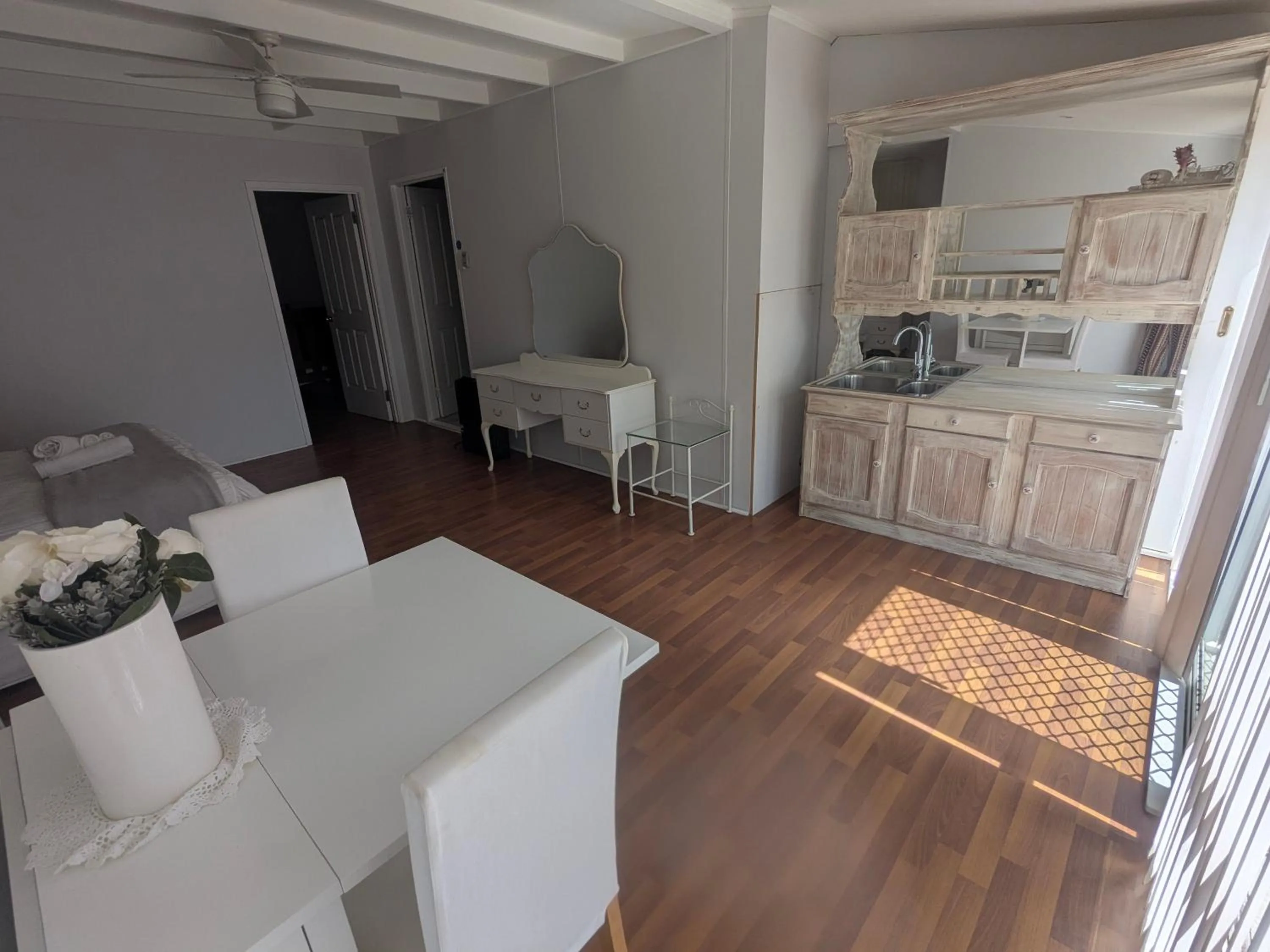 Kitchen or kitchenette in The Cottage on George Street