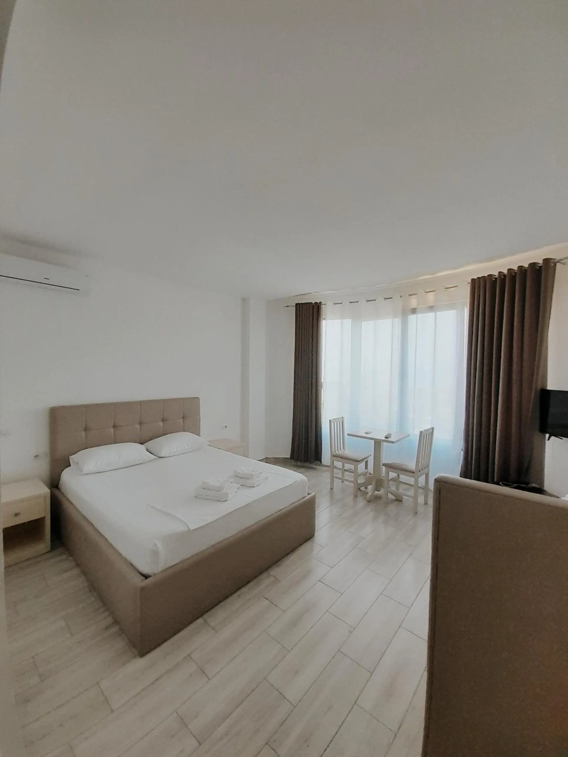 Bed in Hotel Restaurant Univers