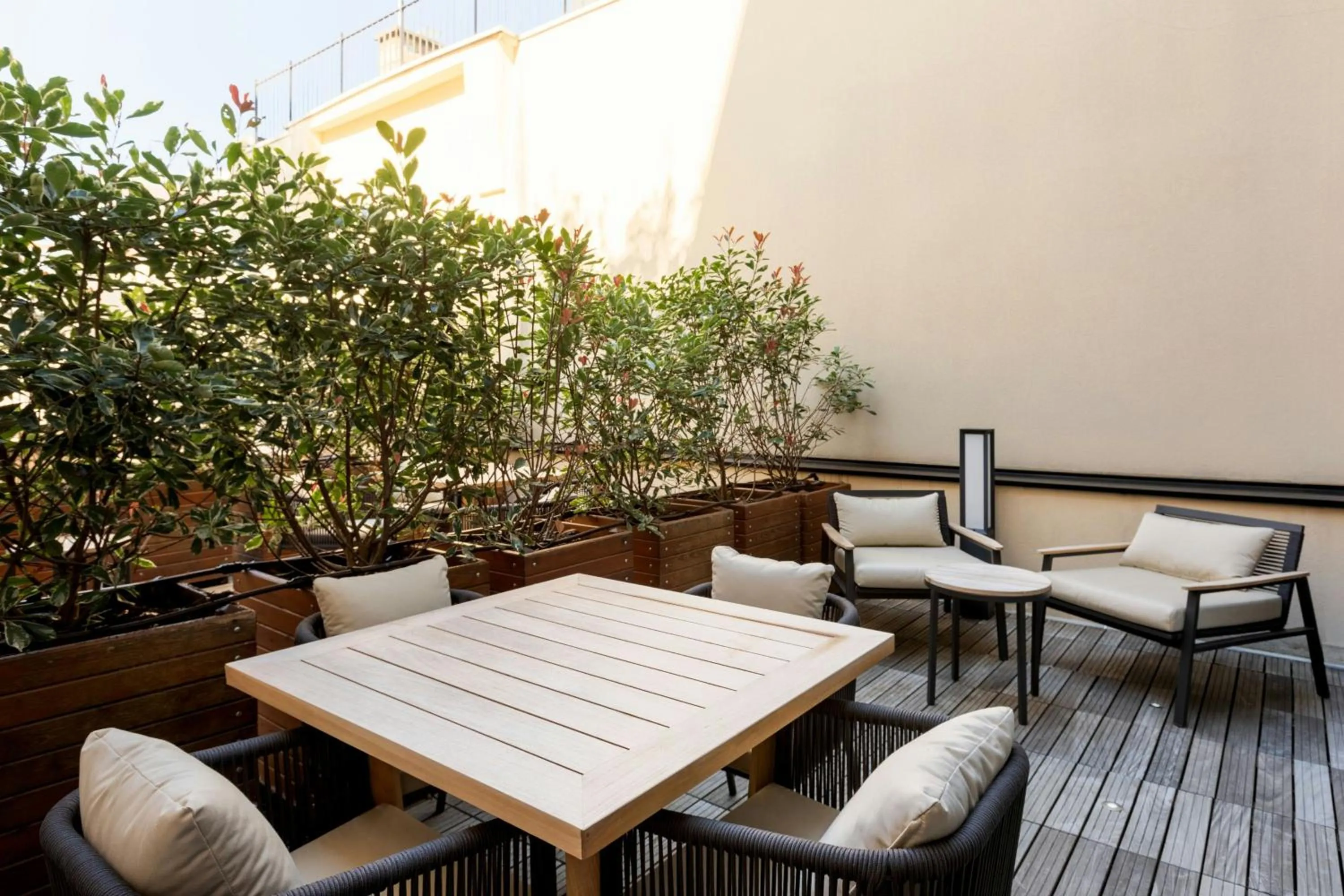 Photo of the whole room in Le Parchamp, a Tribute Portfolio Hotel, Paris Boulogne