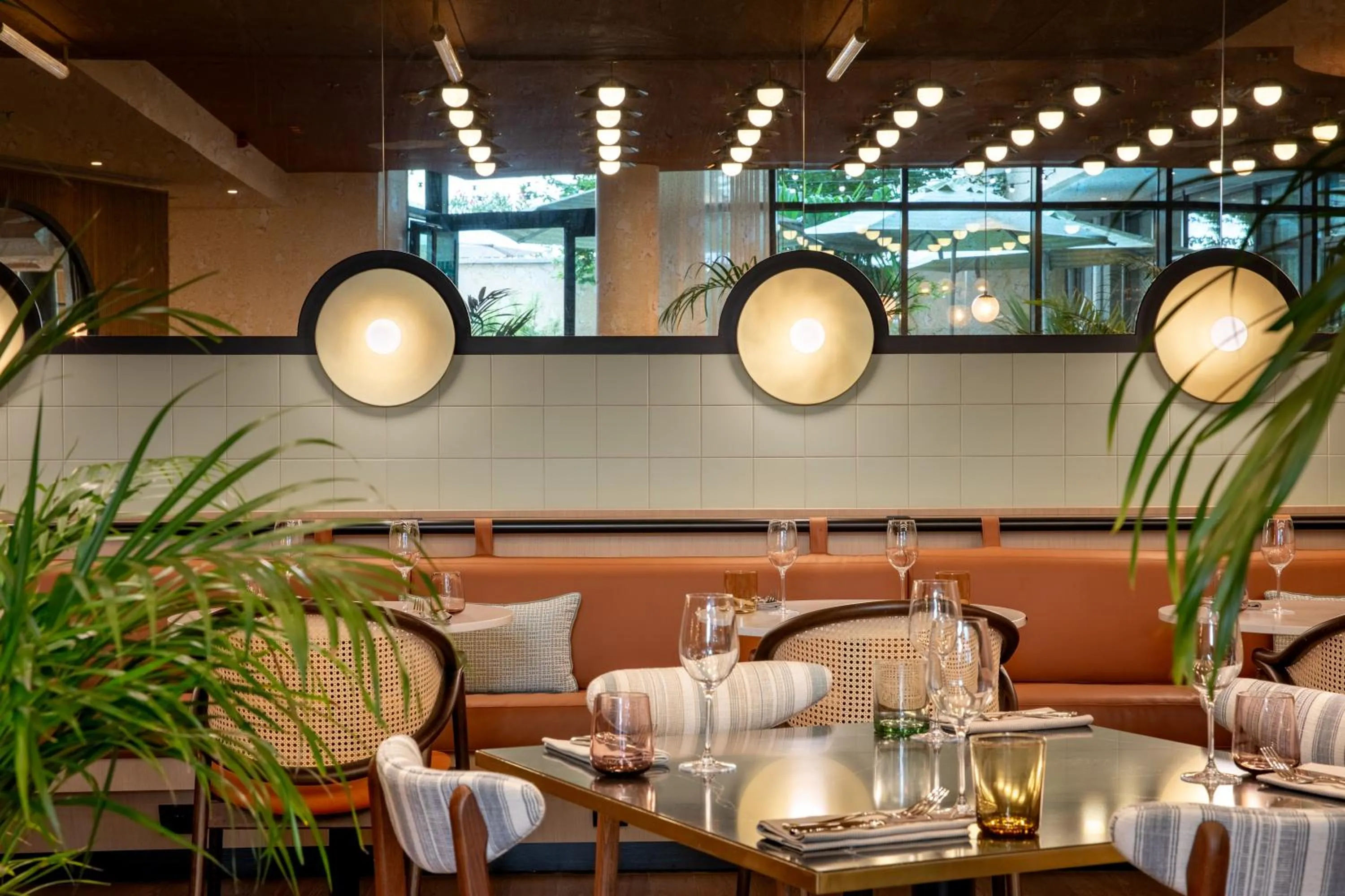 Restaurant/places to eat in Le Parchamp, a Tribute Portfolio Hotel, Paris Boulogne
